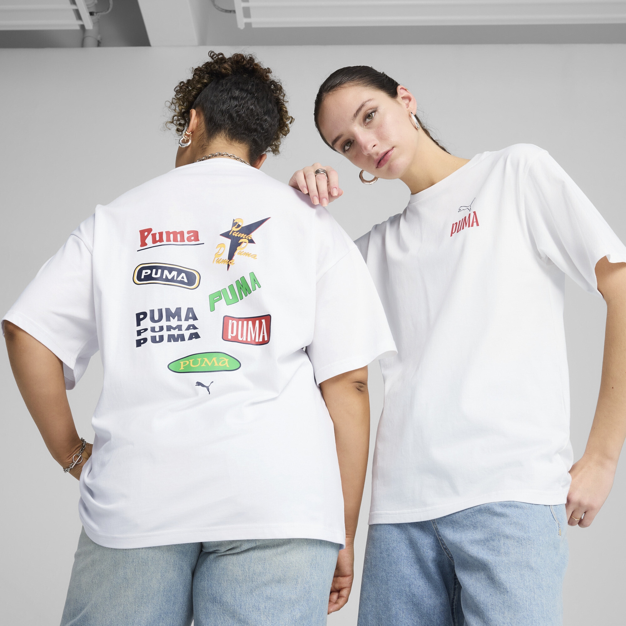 PUMA T-Shirt »Wardrobe Essentials Relaxed Graphic T-Shirt Damen«