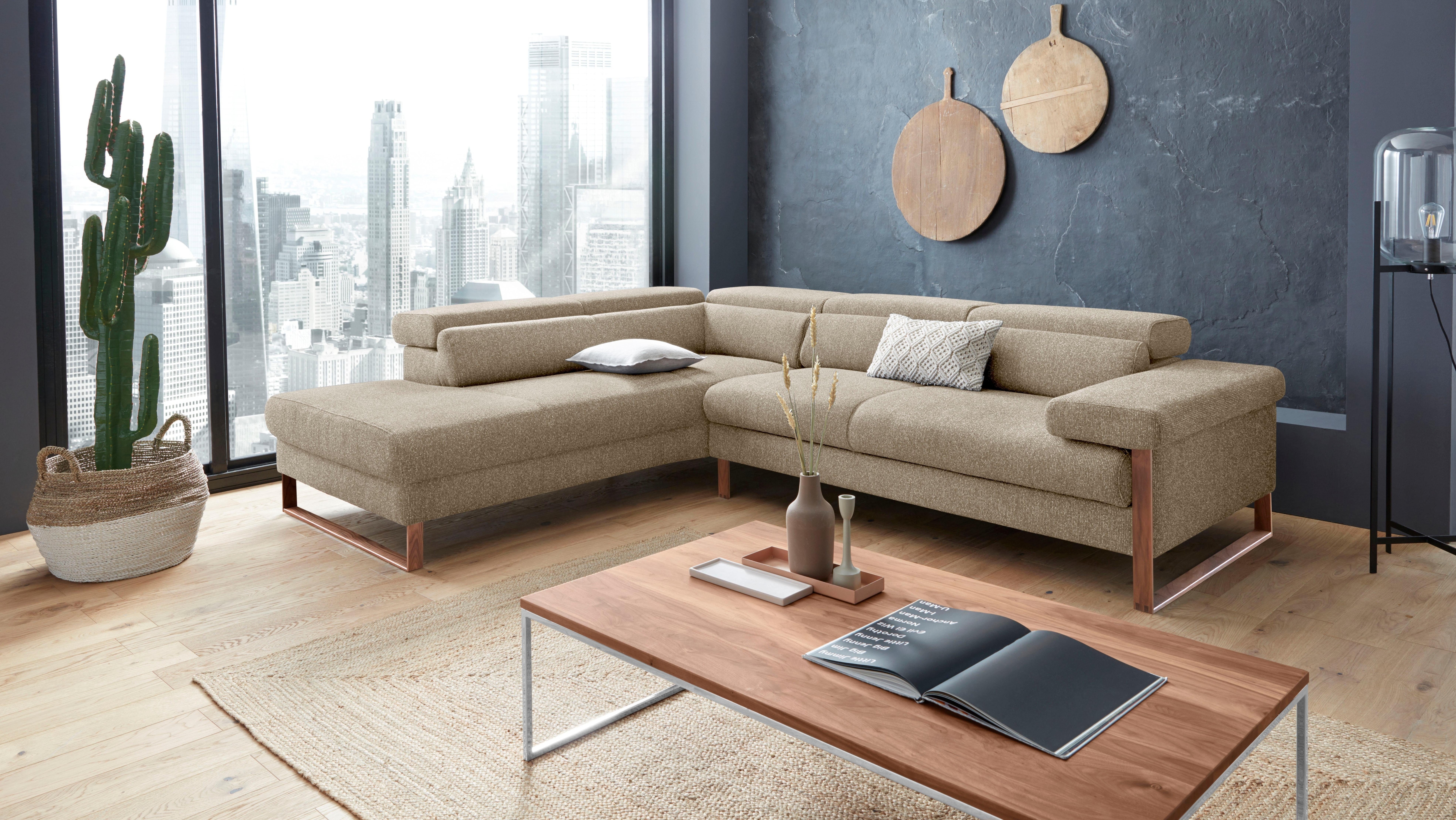 W.SCHILLIG Ecksofa "finn, Designsofa mit tollem Sitzkomfort, bequem, L-Form" German Design Award 2016, Fußgestell Nussbaum natur, Breite 281 cm