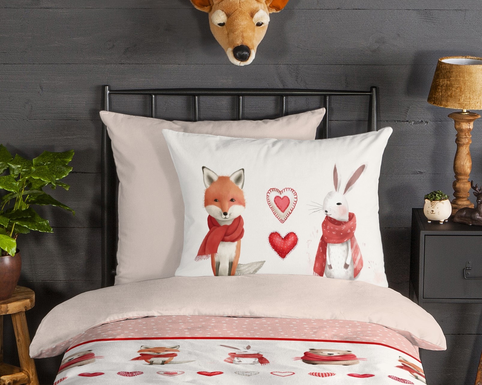 good morning Kinderbettwäsche »Timmy«, Flanell, Biber, 135x200, Winter, Warm, Tiere, Weihnachten, Sand, Rot