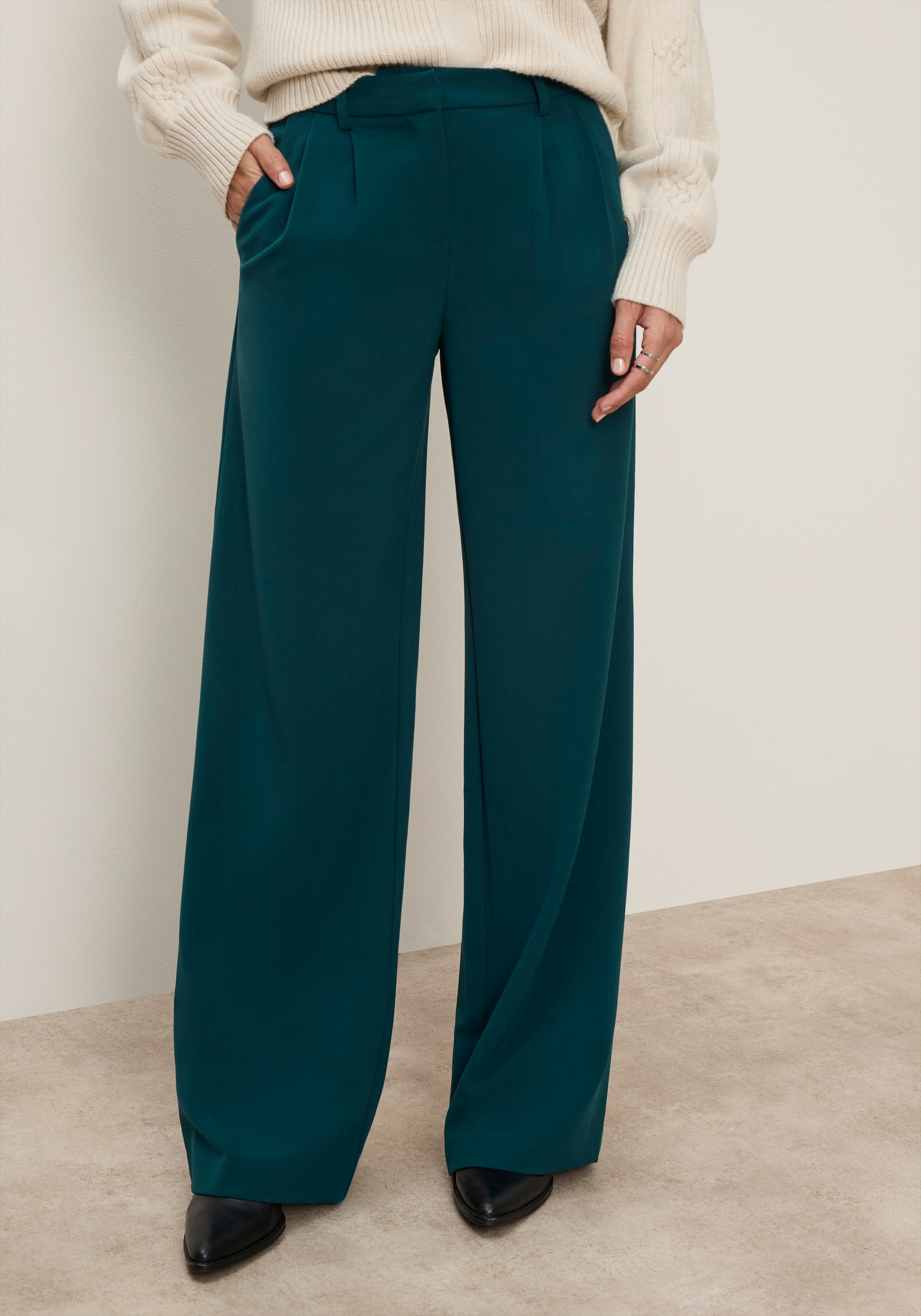 Tamaris Anzughose "im modernem Look" mit weitem Bein