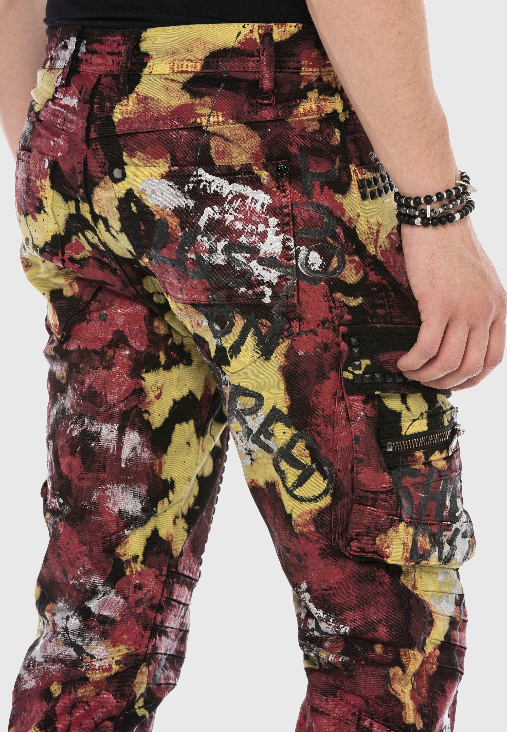 Cipo & Baxx 5-Pocket-Jeans »Jeans«, mit farbenfrohem Print
