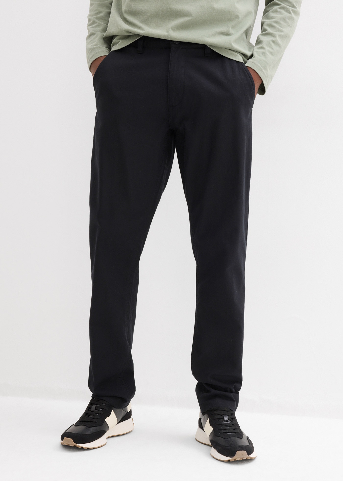 bonprix aus Leinen und Baumwolle, Regular Fit, im Chino-Stil