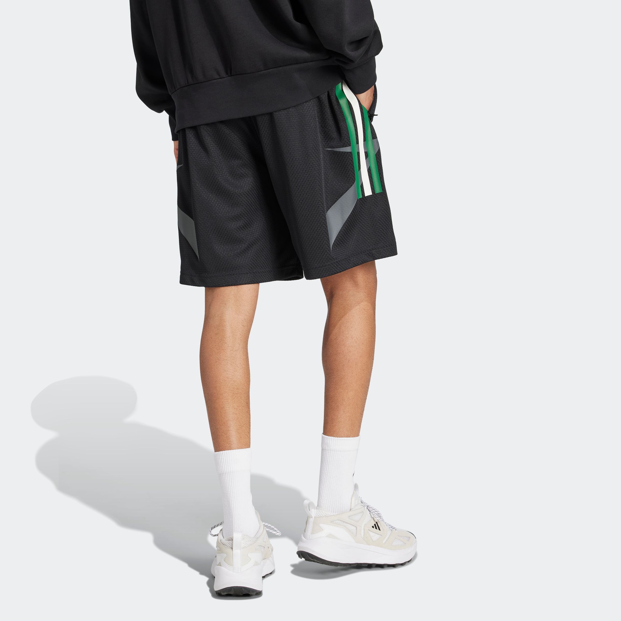 adidas Sportswear Shorts »M TIRO CB_NP SH«, (1 tlg.)