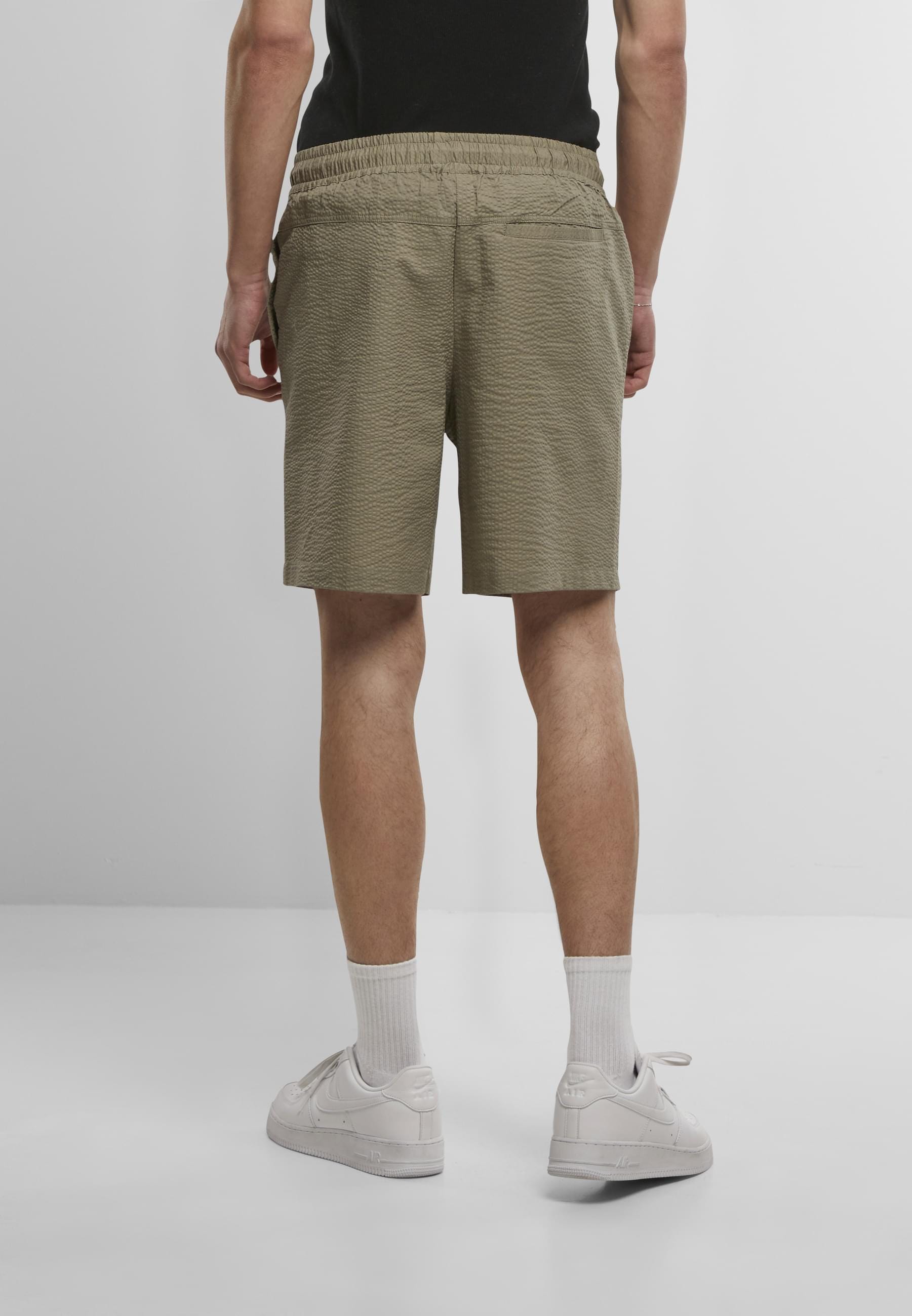 URBAN CLASSICS Shorts »Urban Classics Herren Basic Seersucker Shorts«, (1 tlg.)