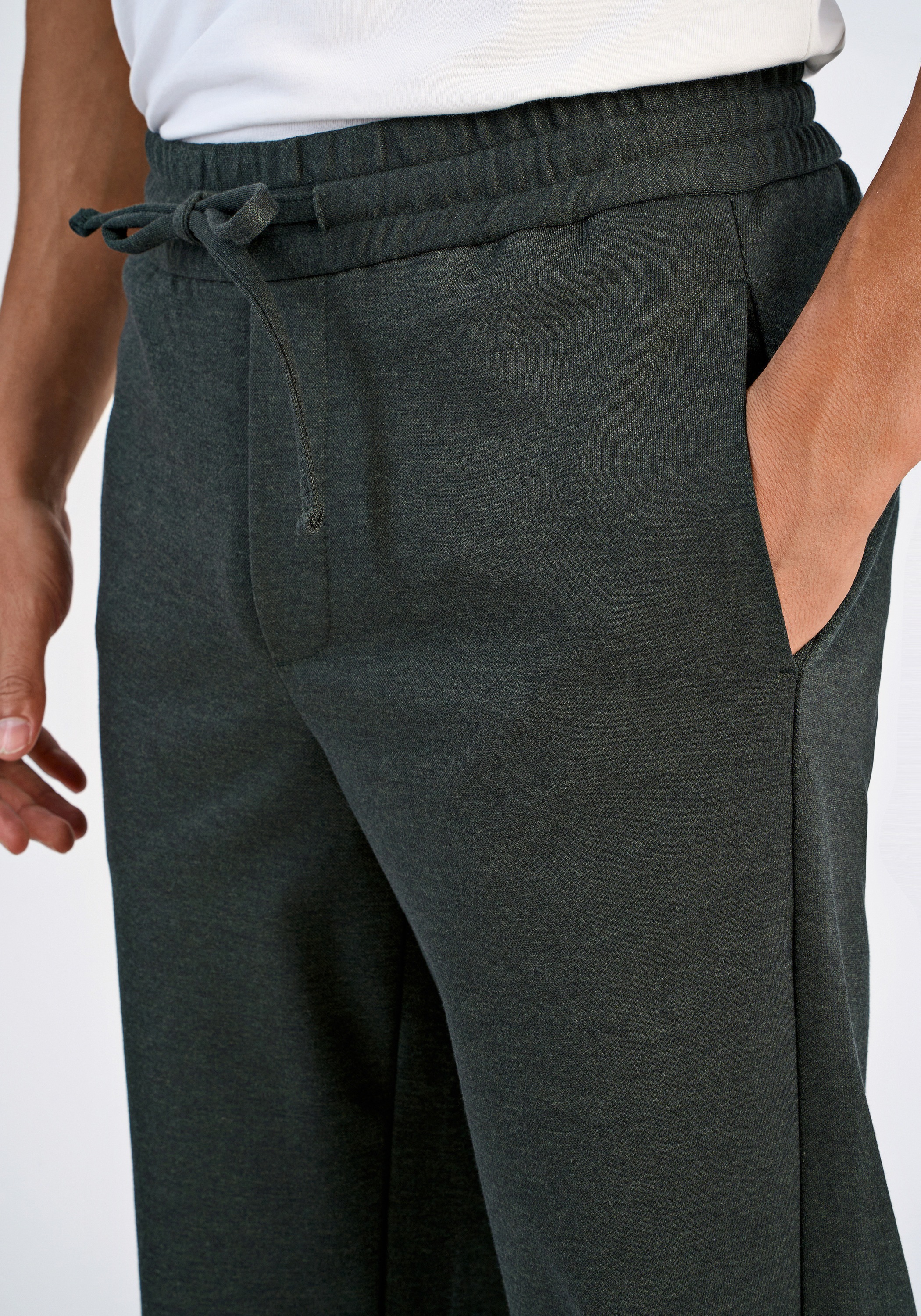 Lindbergh Relaxed Fit Trousers Green Size S 2