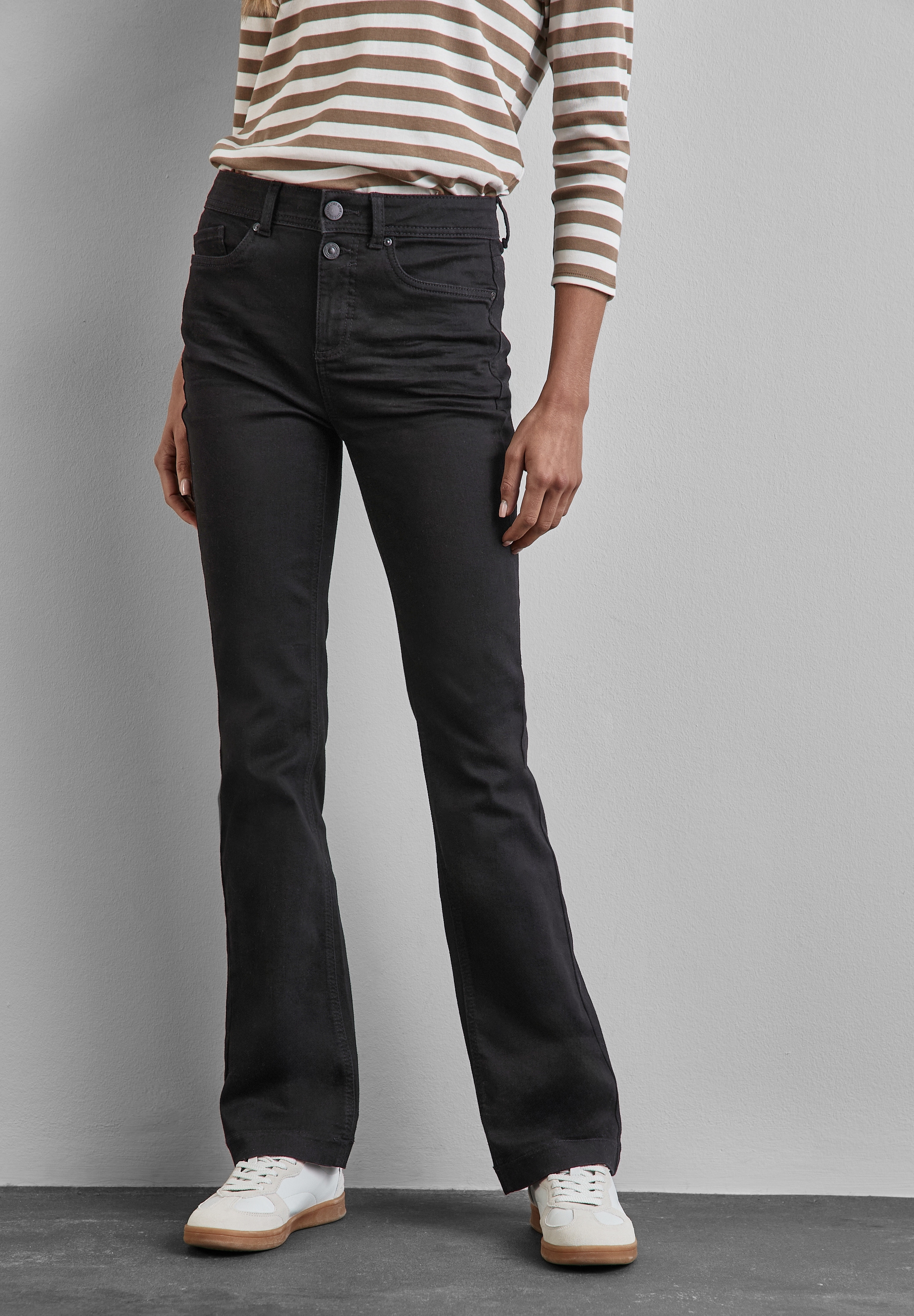 STREET ONE Slim-fit-Jeans, mit Doppelknopf am Bund