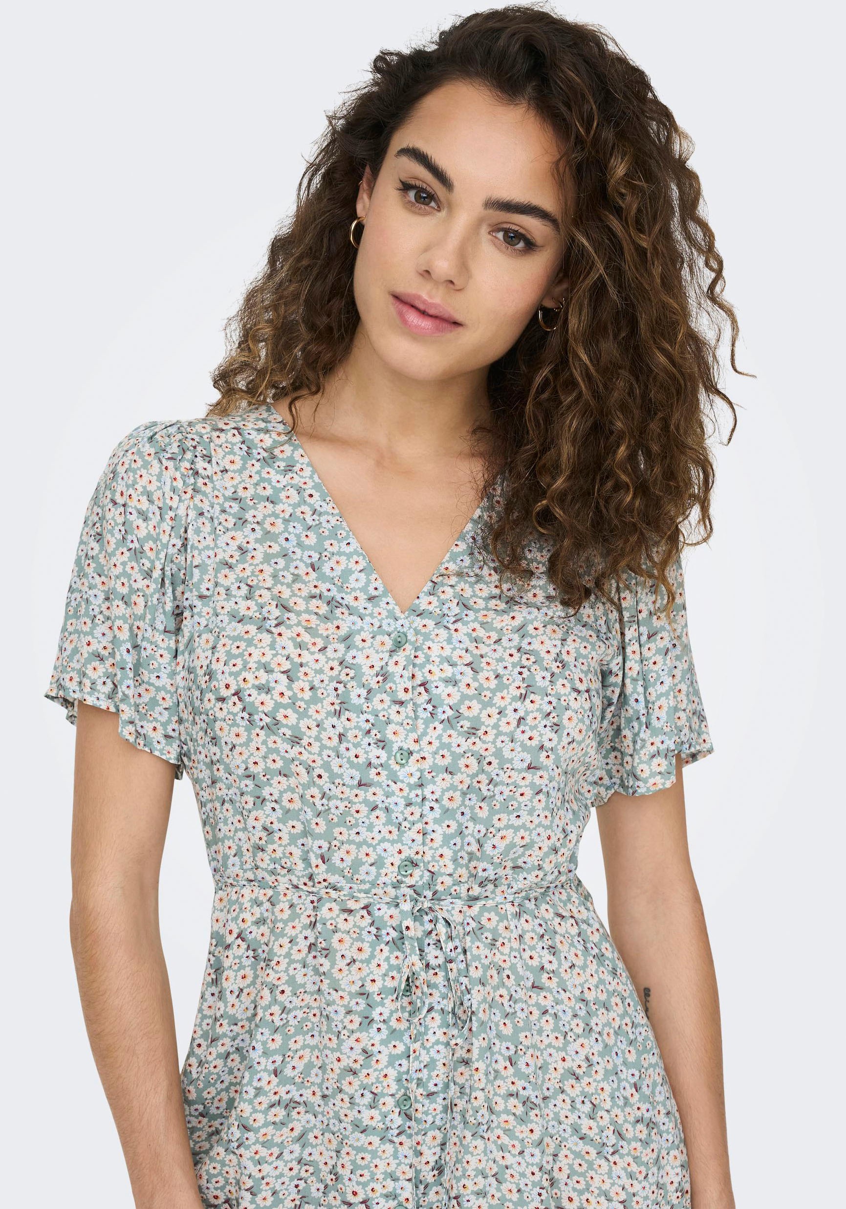 ONLY Minikleid "ONLEVIDA S/S SHORT DRESS WVN NOOS" Viskose, regular fit, V- günstig online kaufen