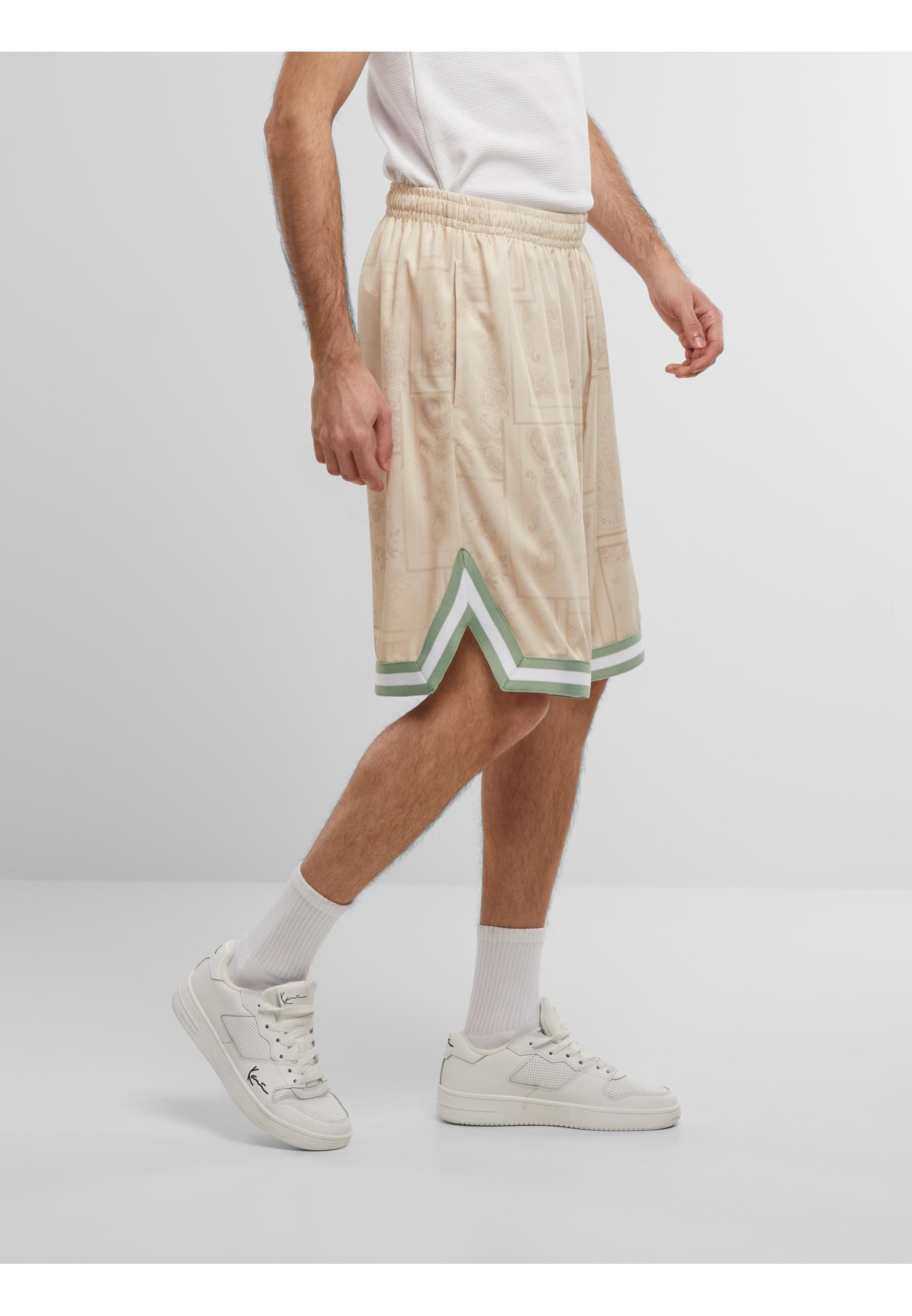 Karl Kani Shorts »Karl Kani Varsity Paisley Mesh Shorts«, (1 tlg.)