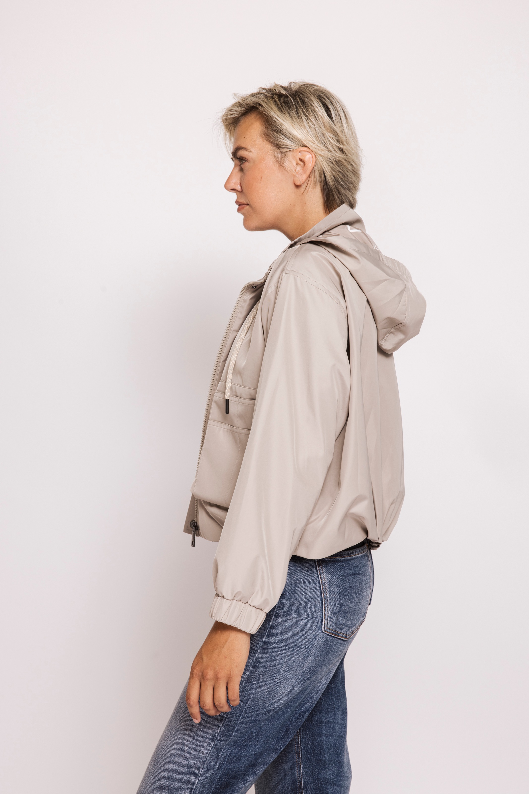 Zhrill Kurzjacke "ZHBIRA Kurzjacke" mit Kapuze mit Kapuze und Reißverschlus günstig online kaufen