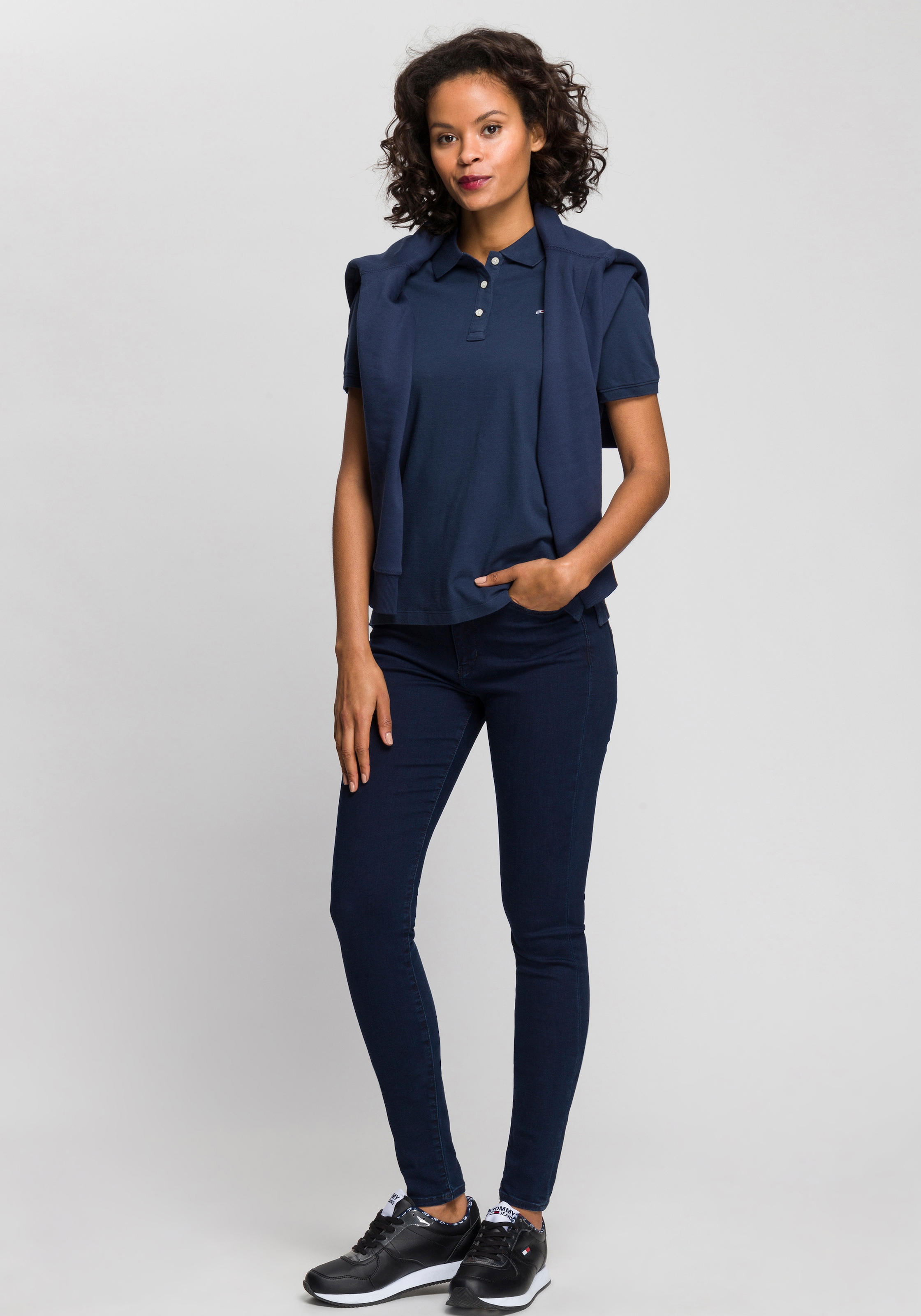 Tommy Jeans Skinny-fit-Jeans »SYLVIA HR SUPER SKNY«, Hochwertige Materialien für einen bequemen und perfekten Sitz.
