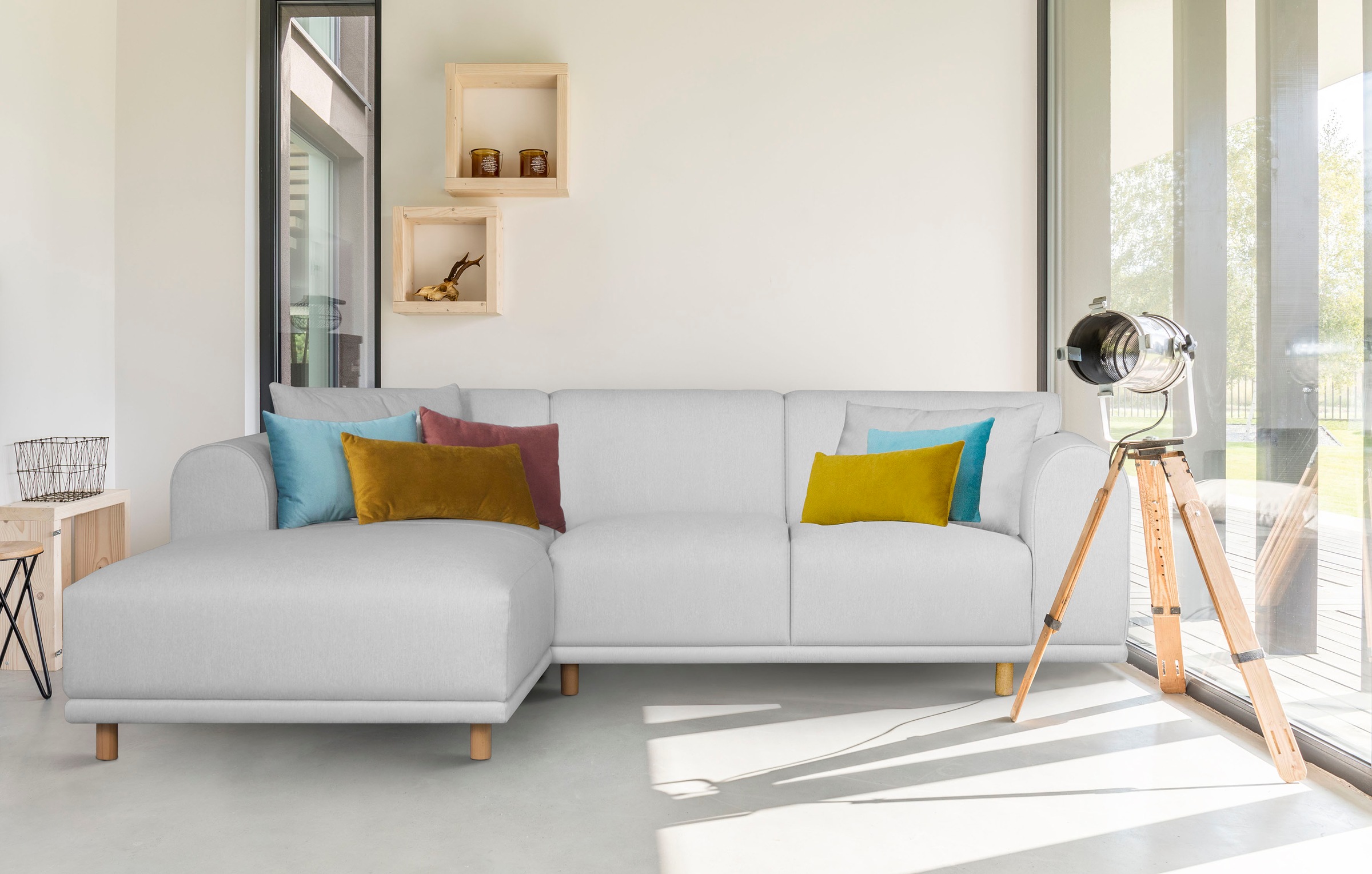 andas Ecksofa »Maroon L-Form«, in skandinavischem Design, mit losen Kissen