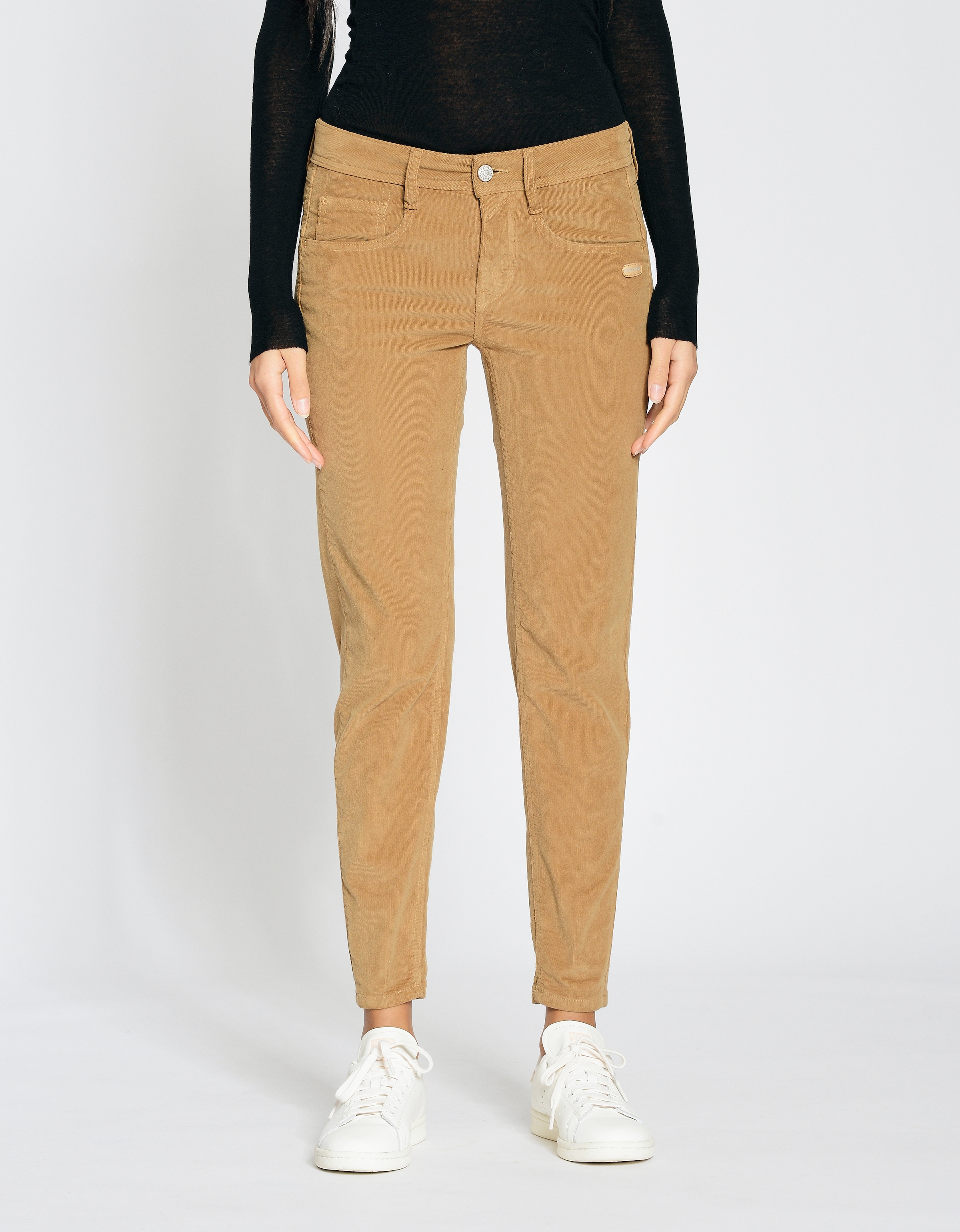 Cordhose »94AMELIE CROPPED«, mit doppelter rechter Gesäßtasche