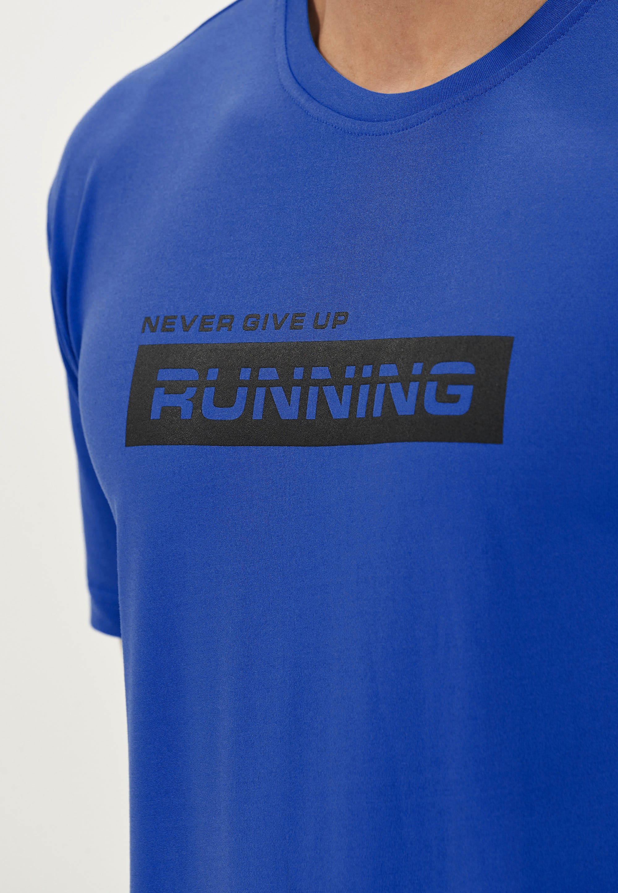 ENDURANCE Funktionsshirt »CARBONT M S/S Tee«, (1 tlg.), mit reflektierenden Elementen