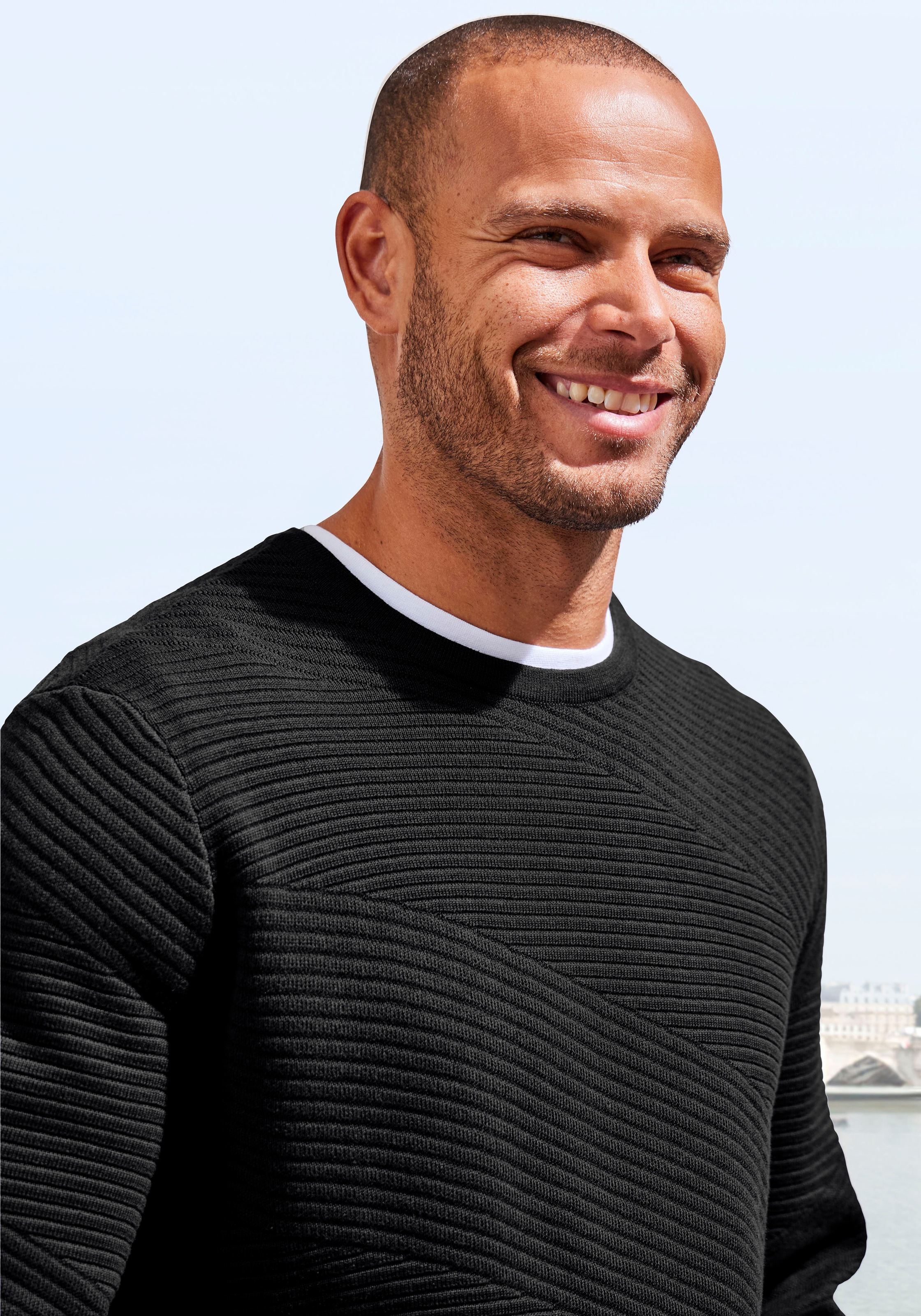 John Devin Strickpullover, Pullover aus weichem Strukturstrick