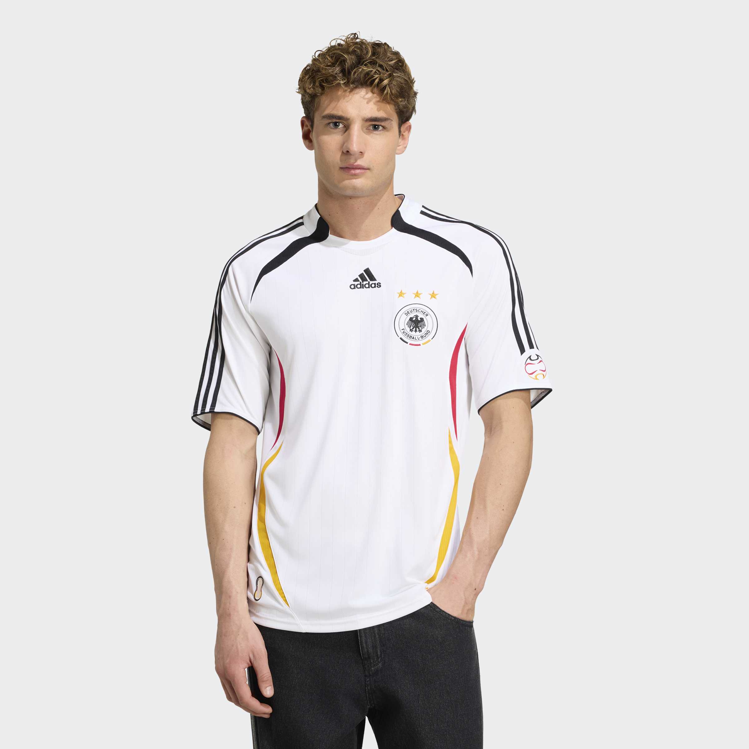 adidas Performance Fußballtrikot "DFB H JSY 06" aus Polyester, mit Rundhalsausschnitt, reguläre Passform