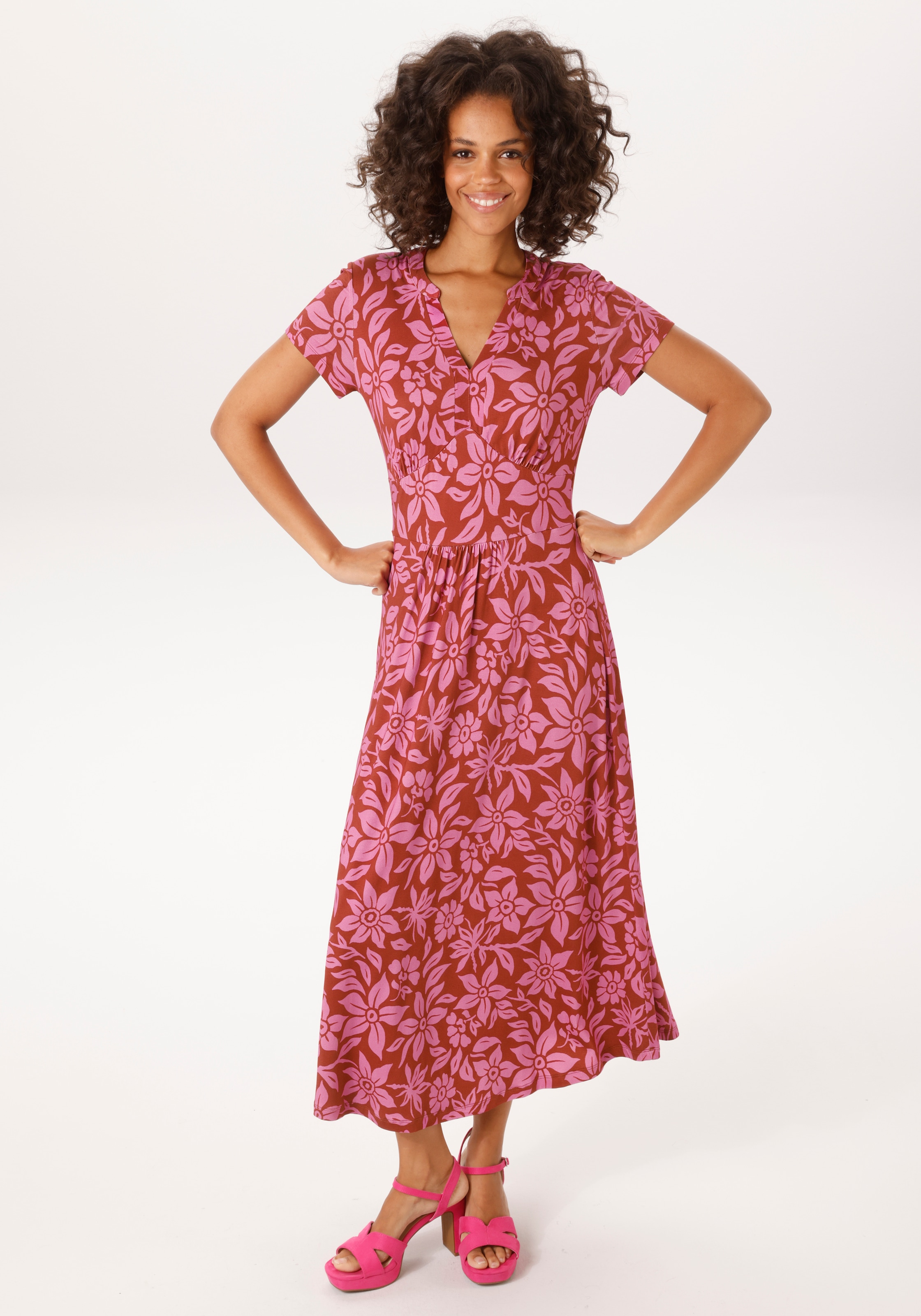 Aniston CASUAL Sommerkleid mit trendfarbenem, grafischen Blumendruck - NEUE günstig online kaufen