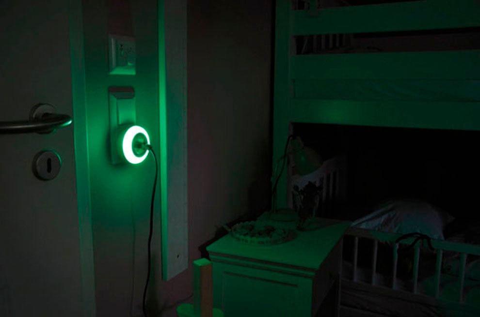 Brennenstuhl LED Nachtlicht »Color NL 09 RCD«, mit Dämmerungssensor und Steckdose