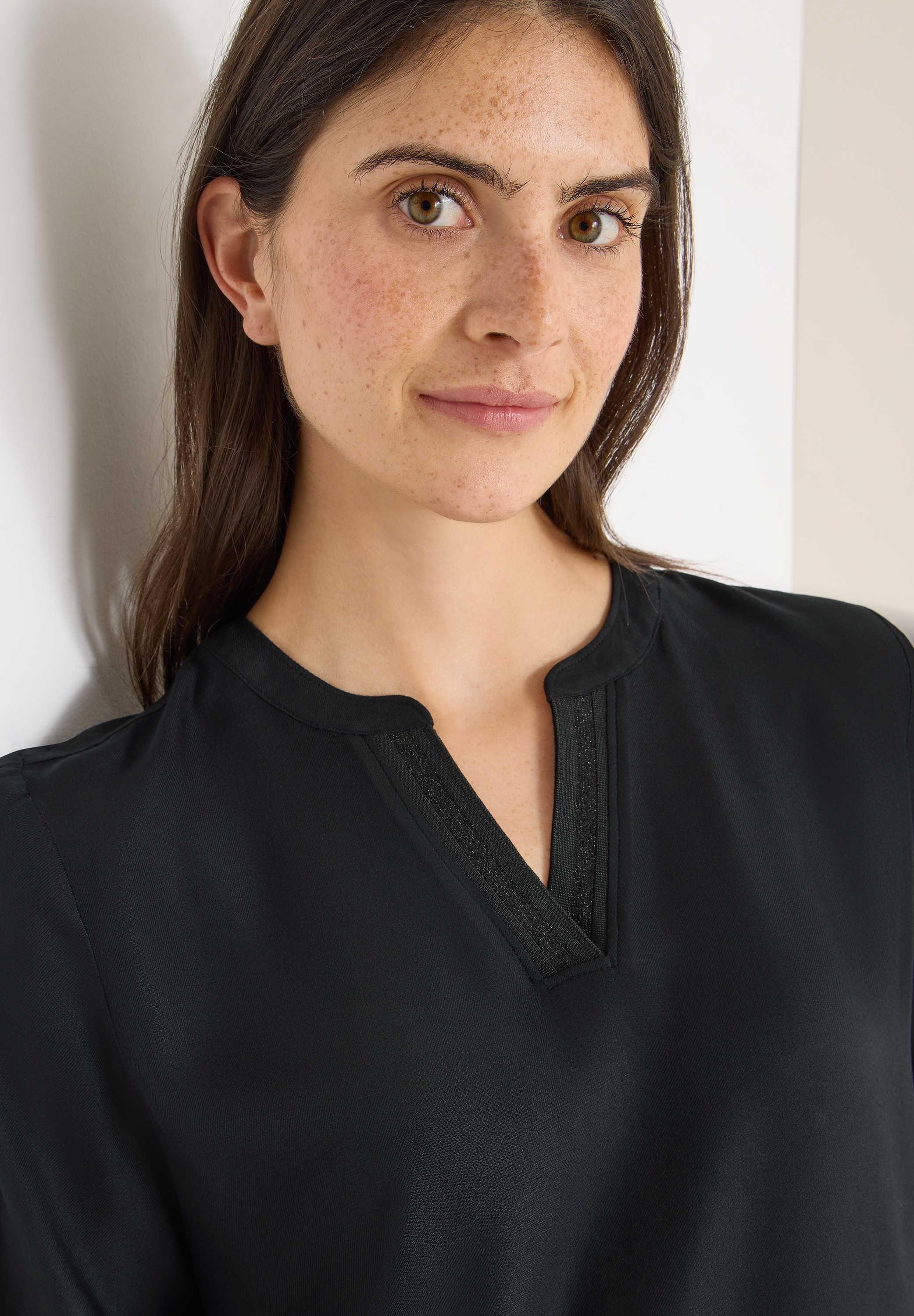 Cecil Schlupfbluse Split Neck mit Glitzerdetail