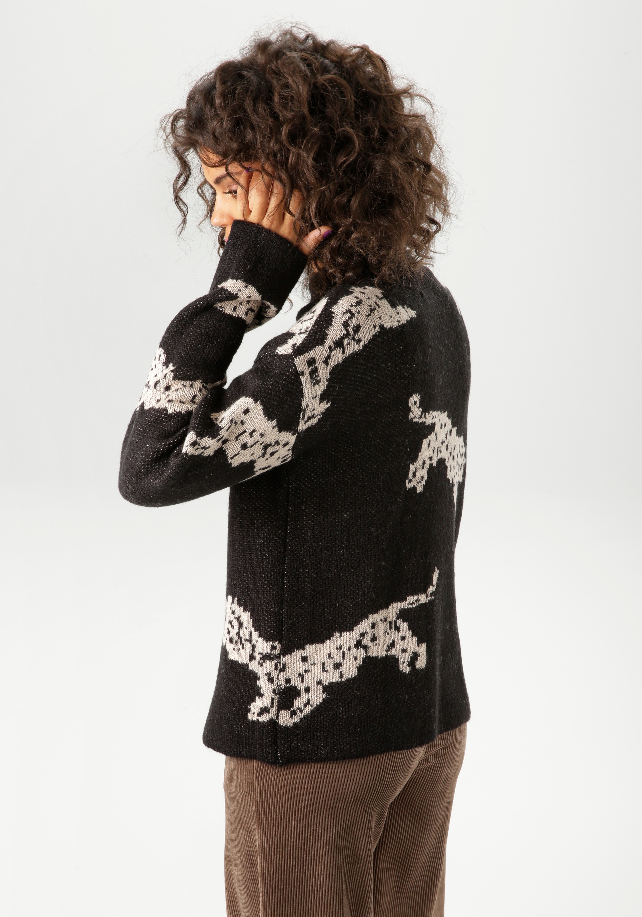 Aniston CASUAL Strickpullover, mit eingestrickten Leoparden - NEUE KOLLEKTION