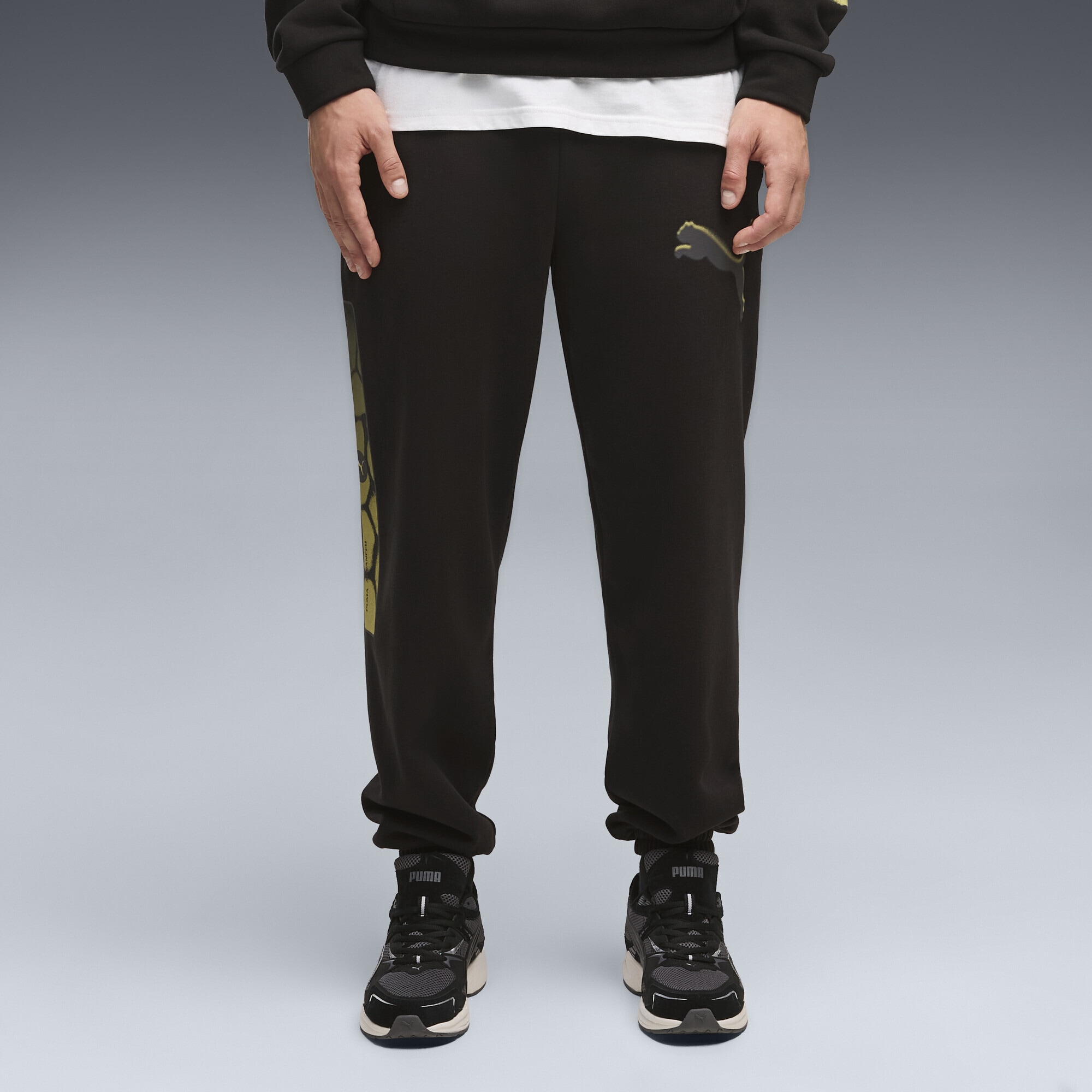 PUMA Sporthose »PUMA Sport Relaxed Street Graphic Fleece Jogginghose Herren«