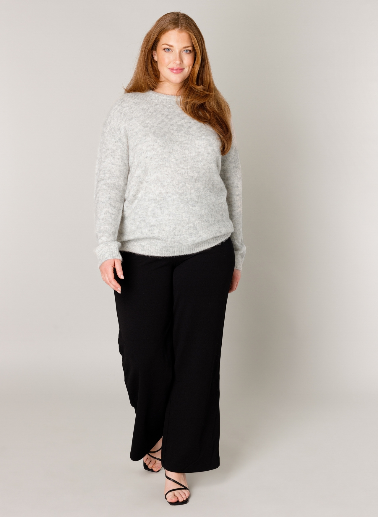 Base Level Curvy Strickpullover »Yanara«, mit Wolle und Elasthan