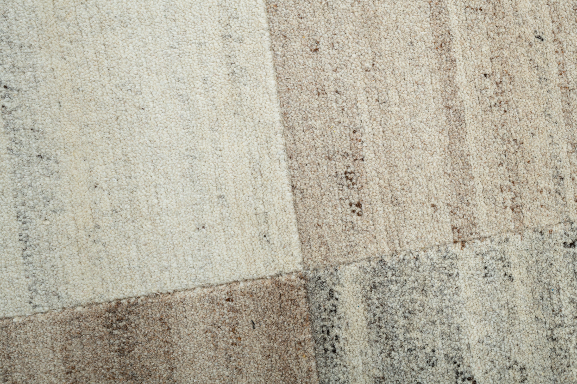 THEKO Wollteppich »Nakarta 2«, rechteckig, 12 mm Höhe, reine Wolle, handgeknüpft, Patchworkdesign, meliert
