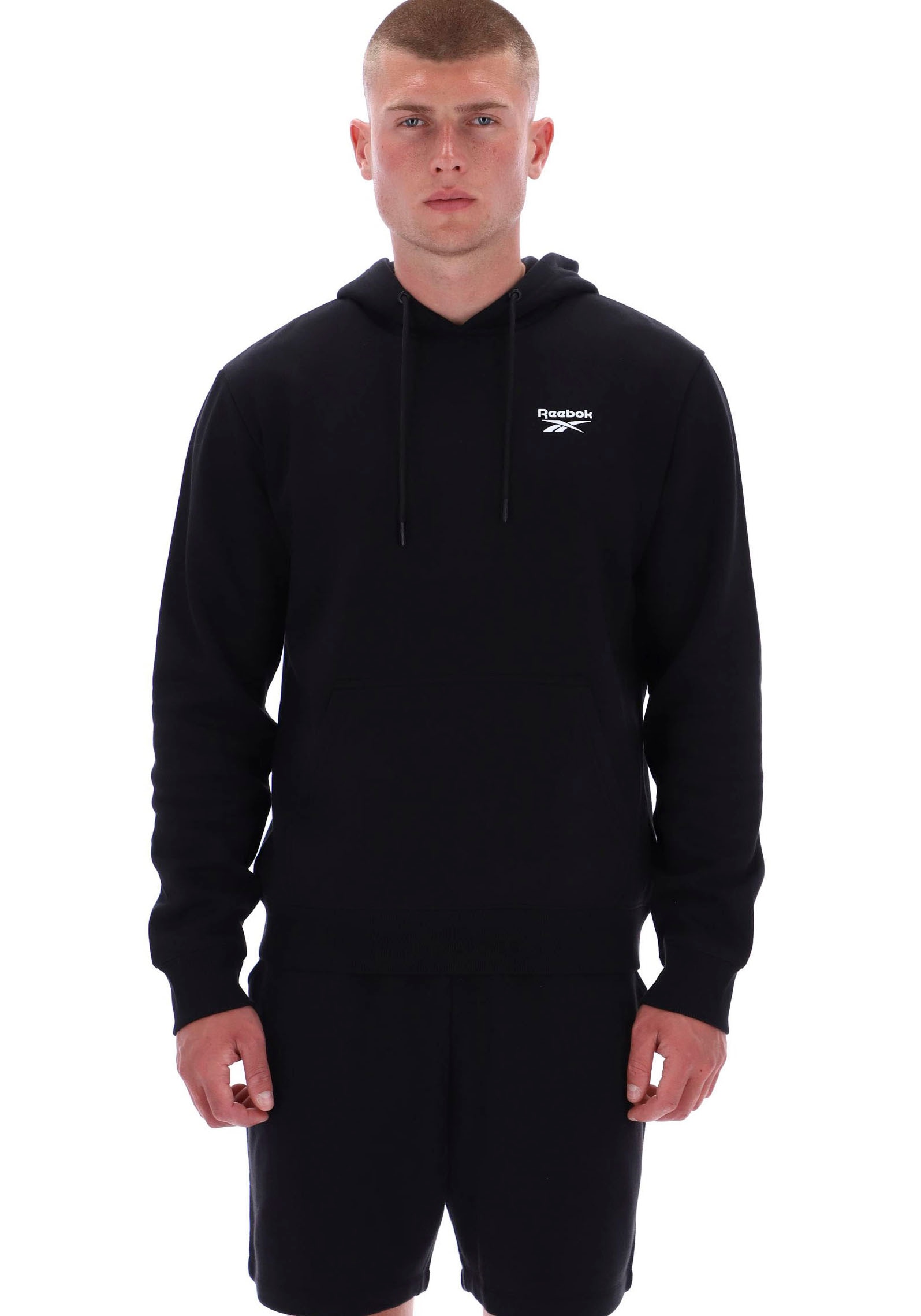 Reebok Kapuzensweatshirt "NOAH SMALL LOGO HOODY", mit Kapuze, aus Baumwolle und Polyester, in mehreren Größen erhältlich