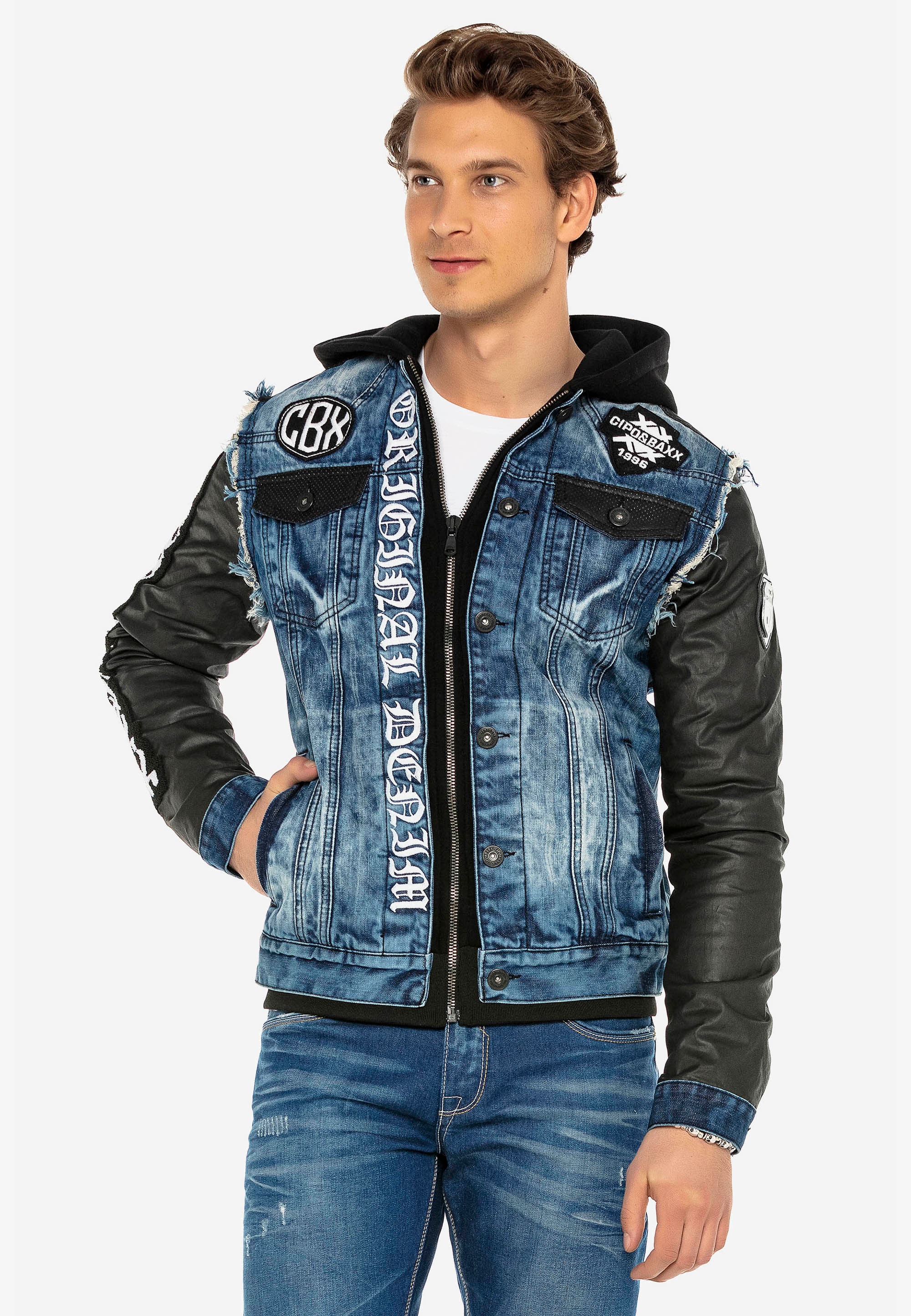 Cipo & Baxx Jeansjacke, mit coolen Stickereien