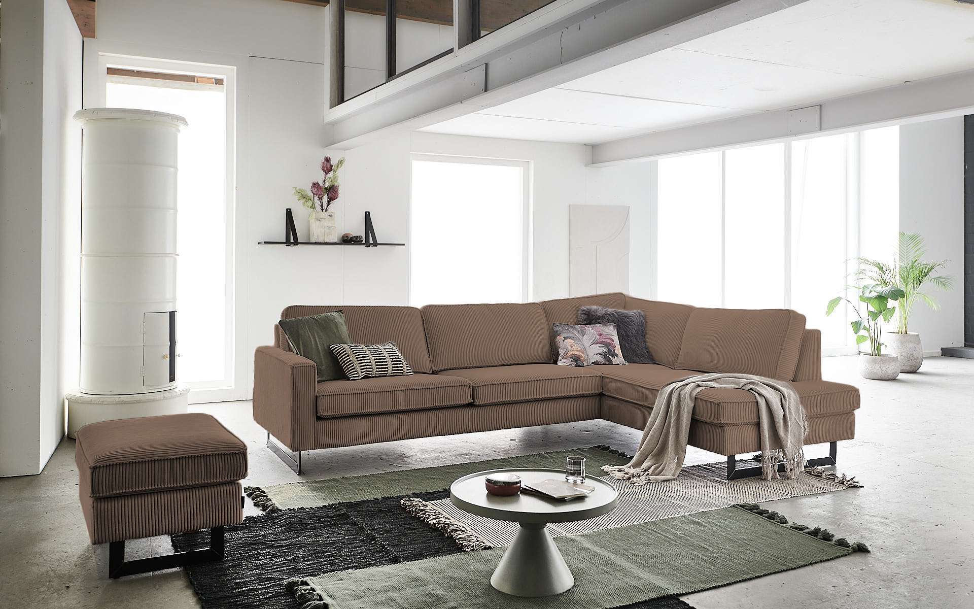 OTTO home Ecksofa "Pinto, 290 cm, Cord, Chenille, Lederoptik, Ottomane links / rechts" mit Keder, schwarze Metallfüße, Wellenunterfederung