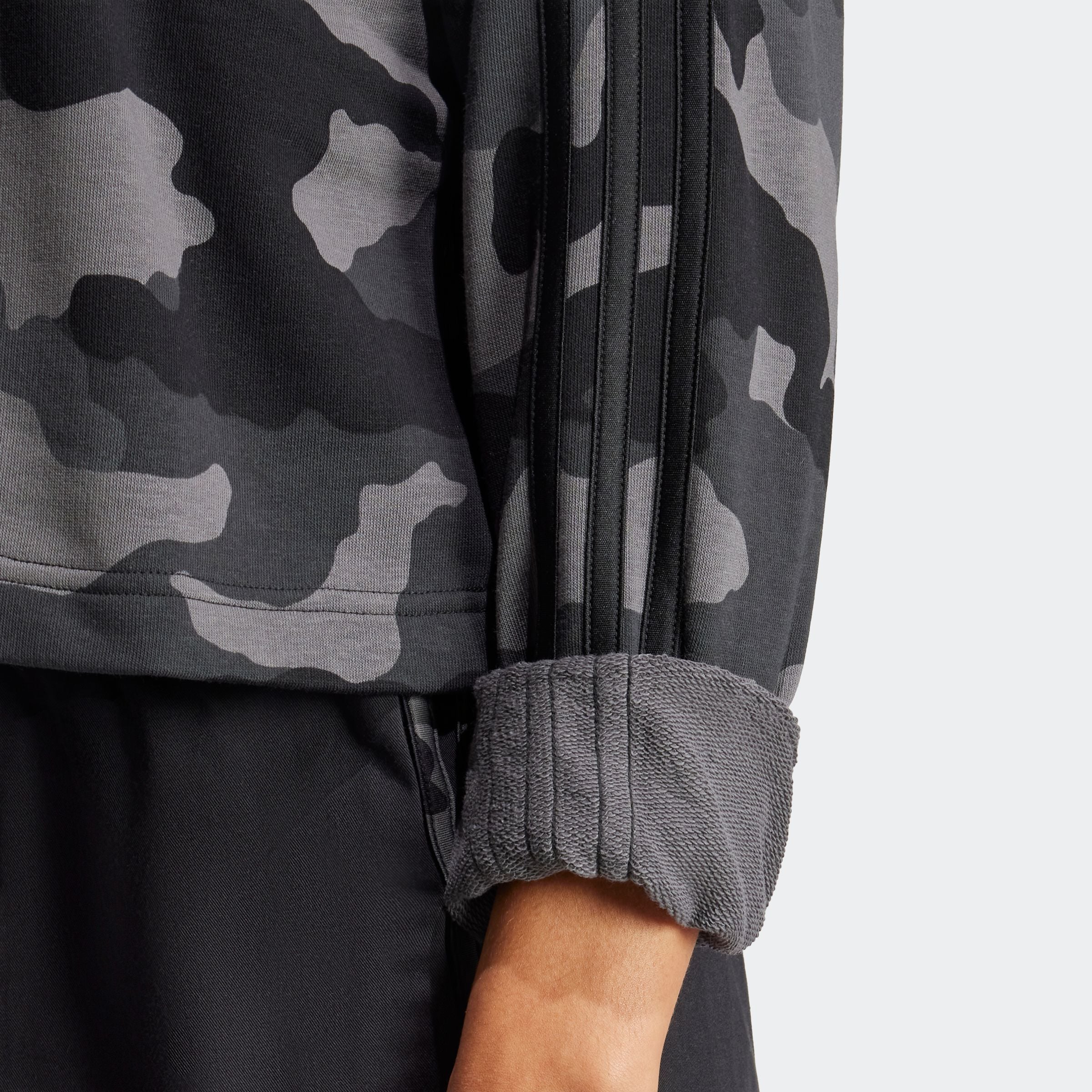 adidas Sportswear Sweatshirt »W CAMO AOP SWT«