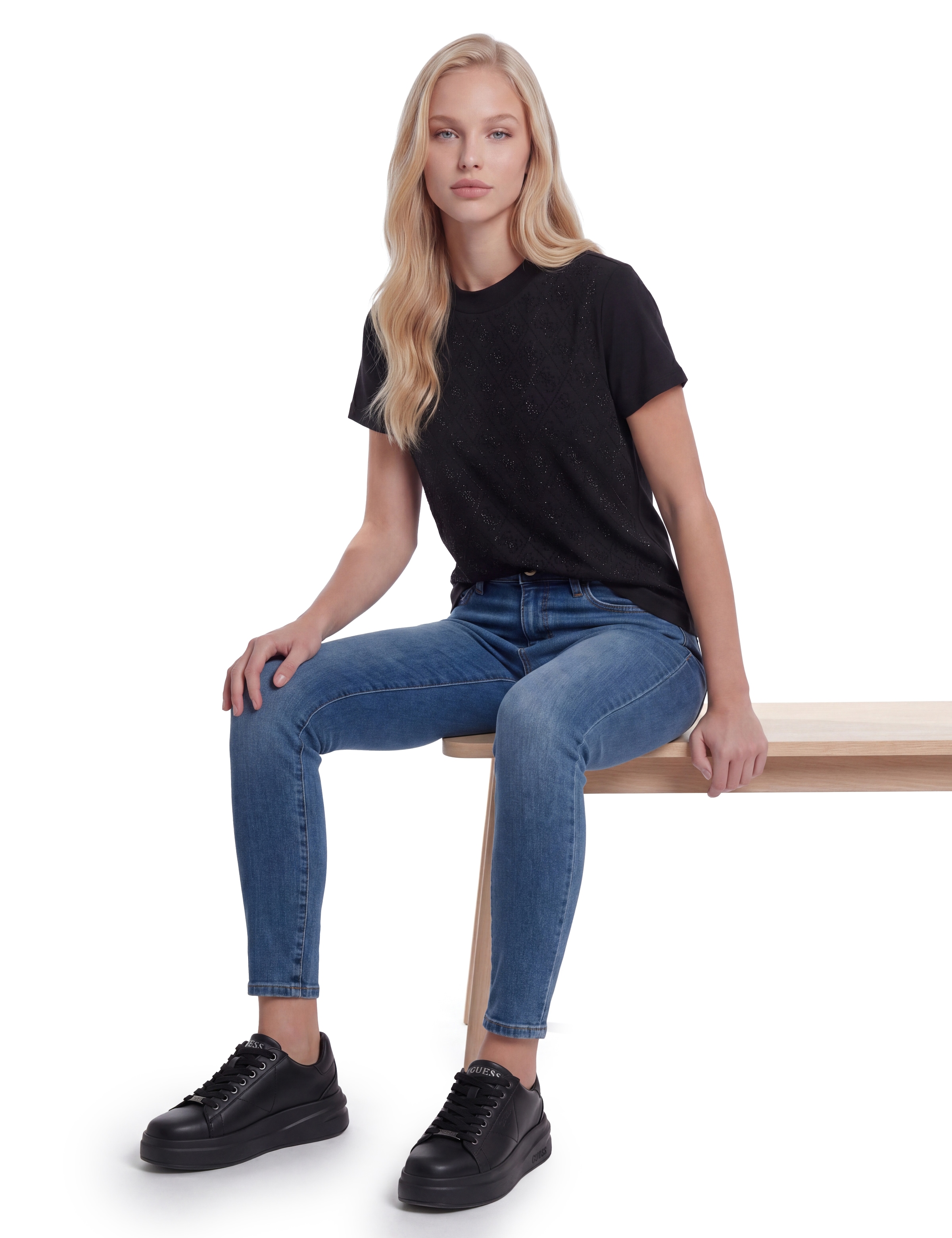 Guess T-Shirt »SS MOCK NECK ALL OVER 4G TEE« mit Strassbesatz, Slim Fit
