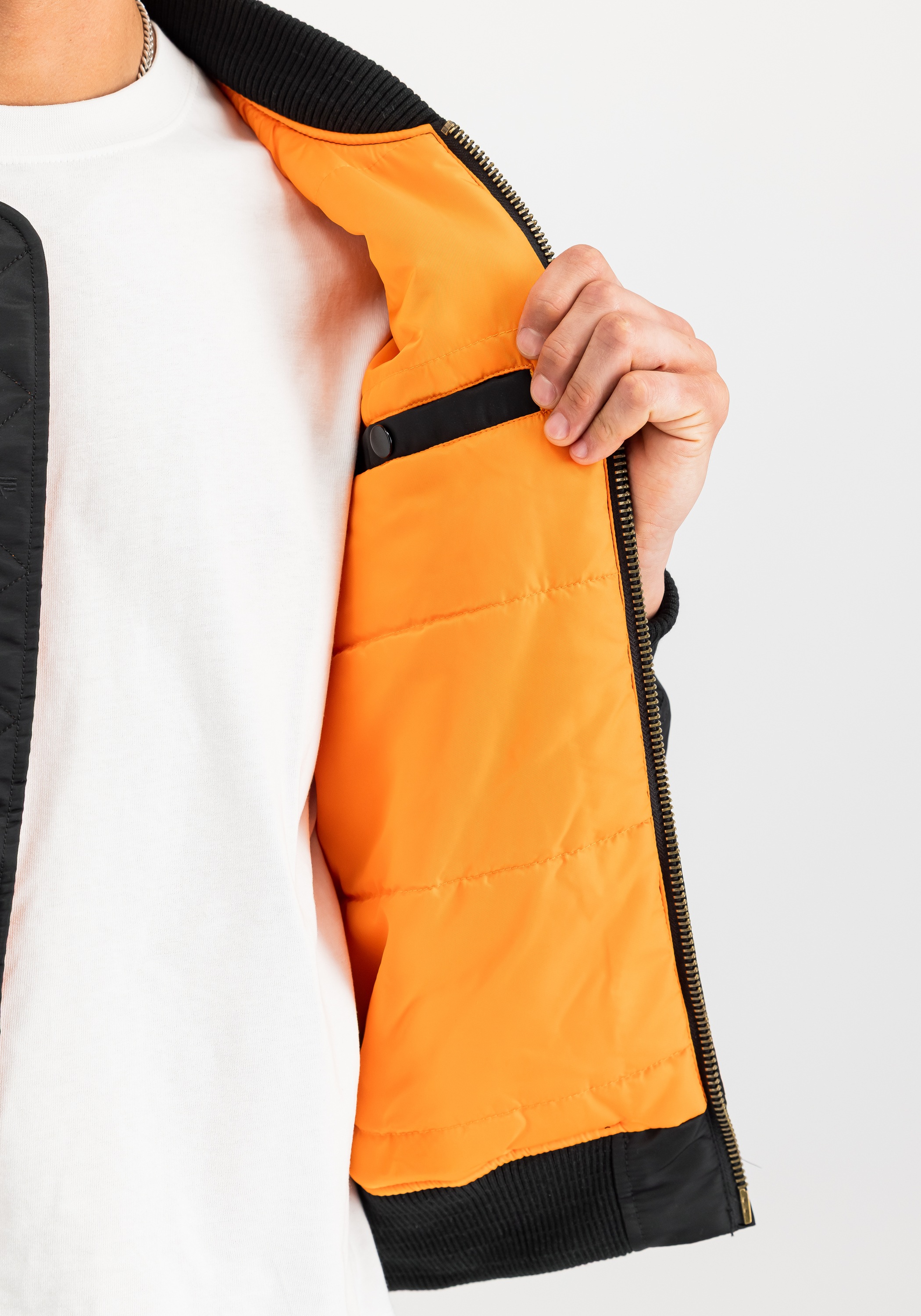 Alpha Industries Bomberjacke »MA-1 VF Vintage Fit NASA«