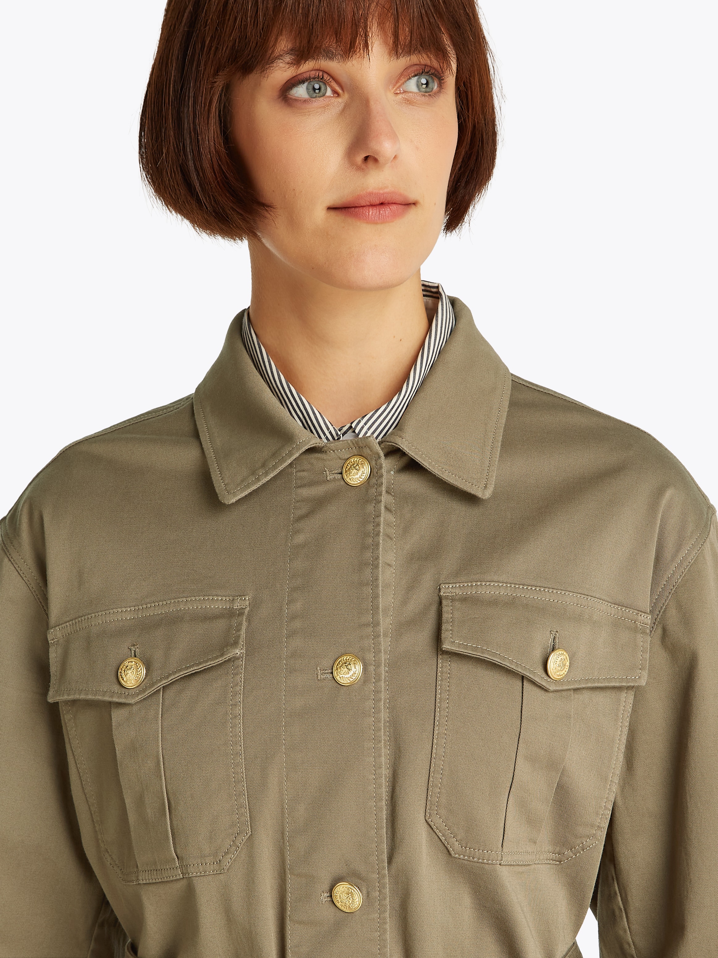 Tommy Hilfiger Outdoorjacke »GOLD BUTTON UTILITY JACKET«, mit goldfarbenem Knopf