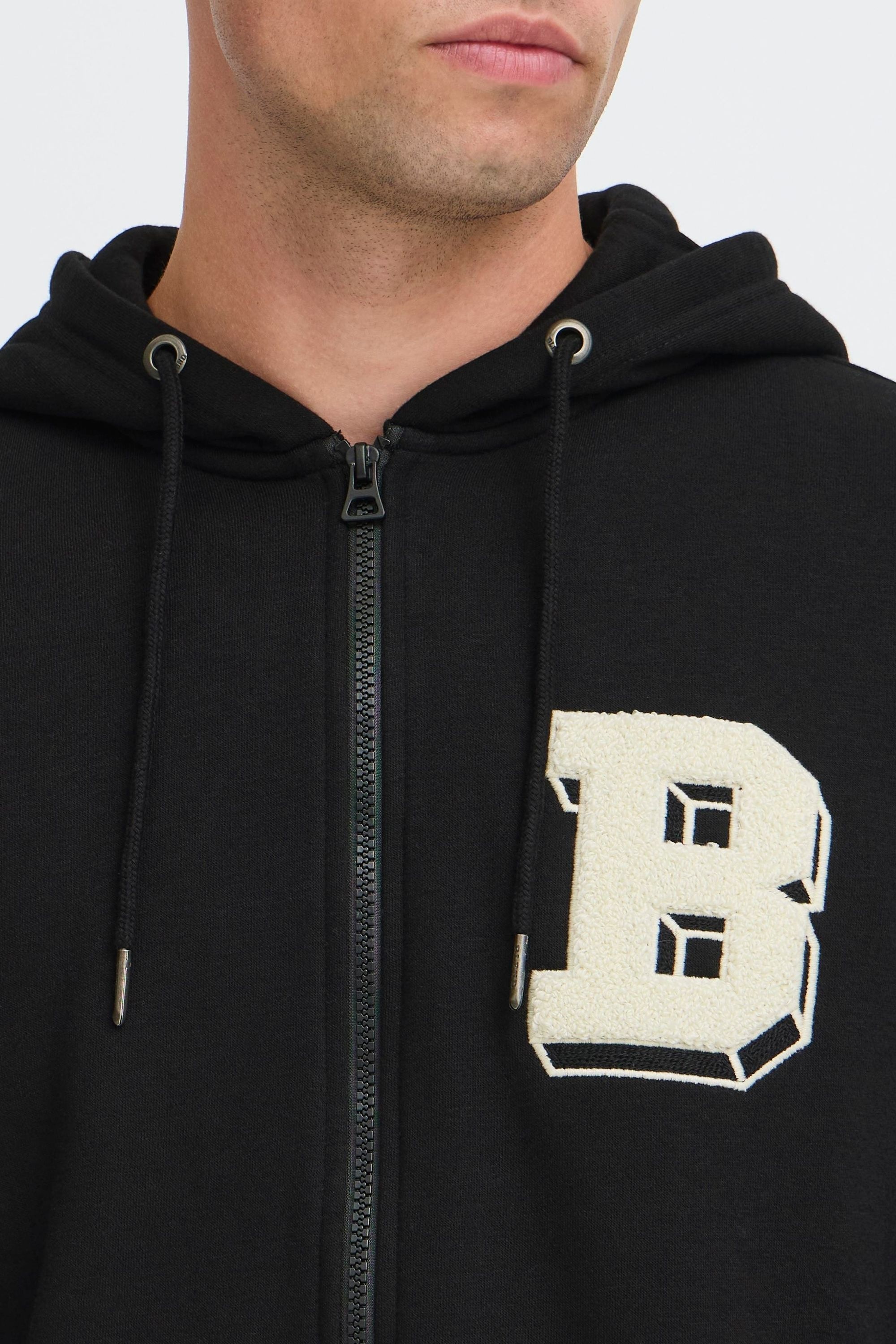 Blend Kapuzenpullover »BHBadel« Gemütliche Sweatjacke mit Kapuze und Stickerei