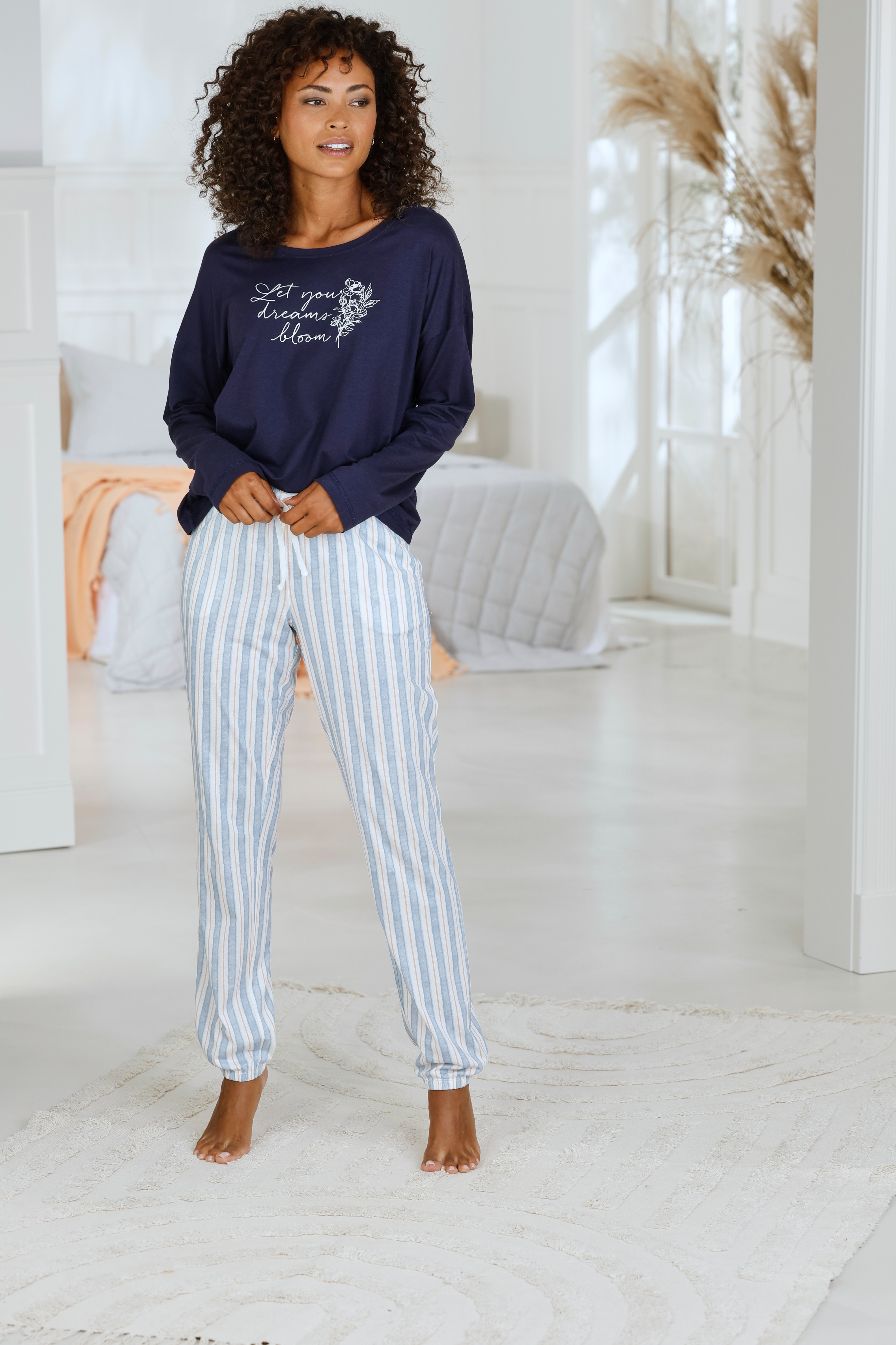 Thumbnail - Vivance Dreams Pyjamaoberteil mit Frontdruck