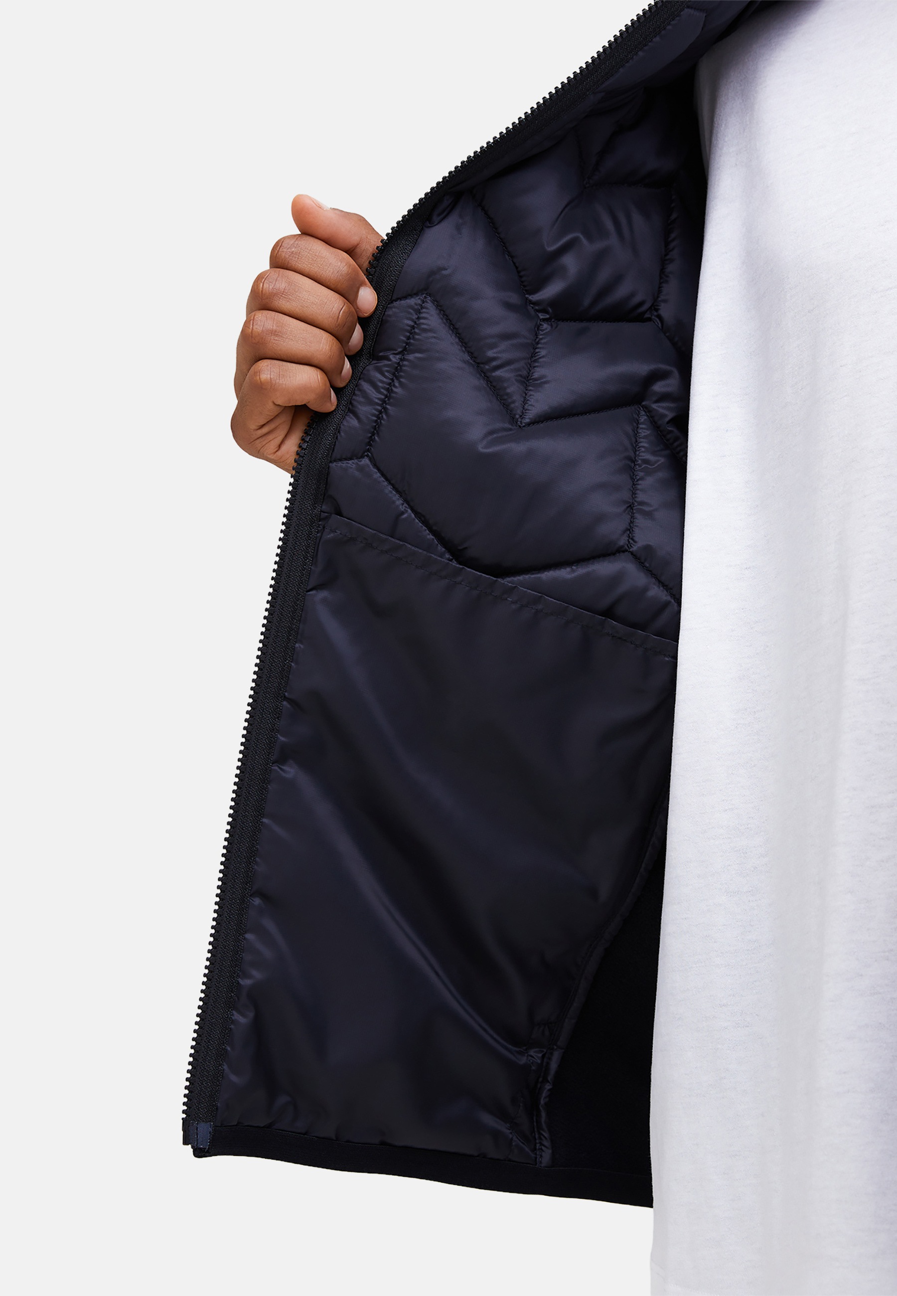 Peak Performance Funktionsjacke »M Elevate Insulated Hybrid Hood Jacket« mit sportivem Design