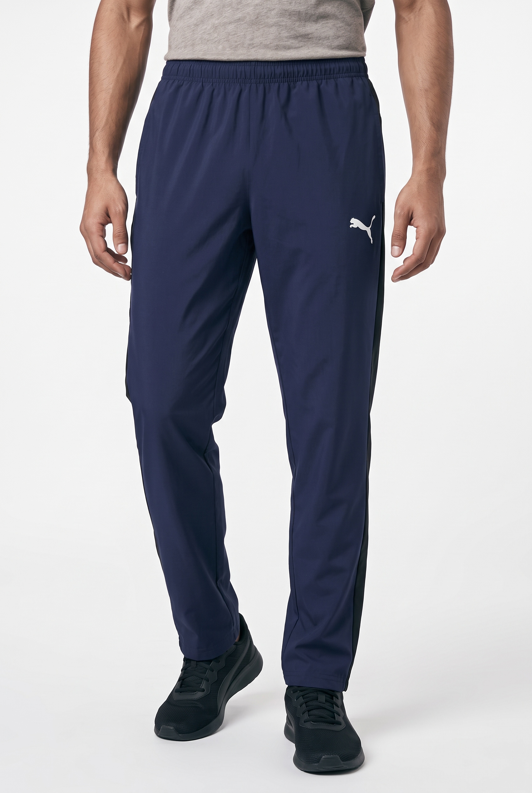 PUMA Trainingshose »TEAMRISE SIDELINE PANTS«  Regular Fit, für Fußball, sportlicher Stil, mit Reißverschluss