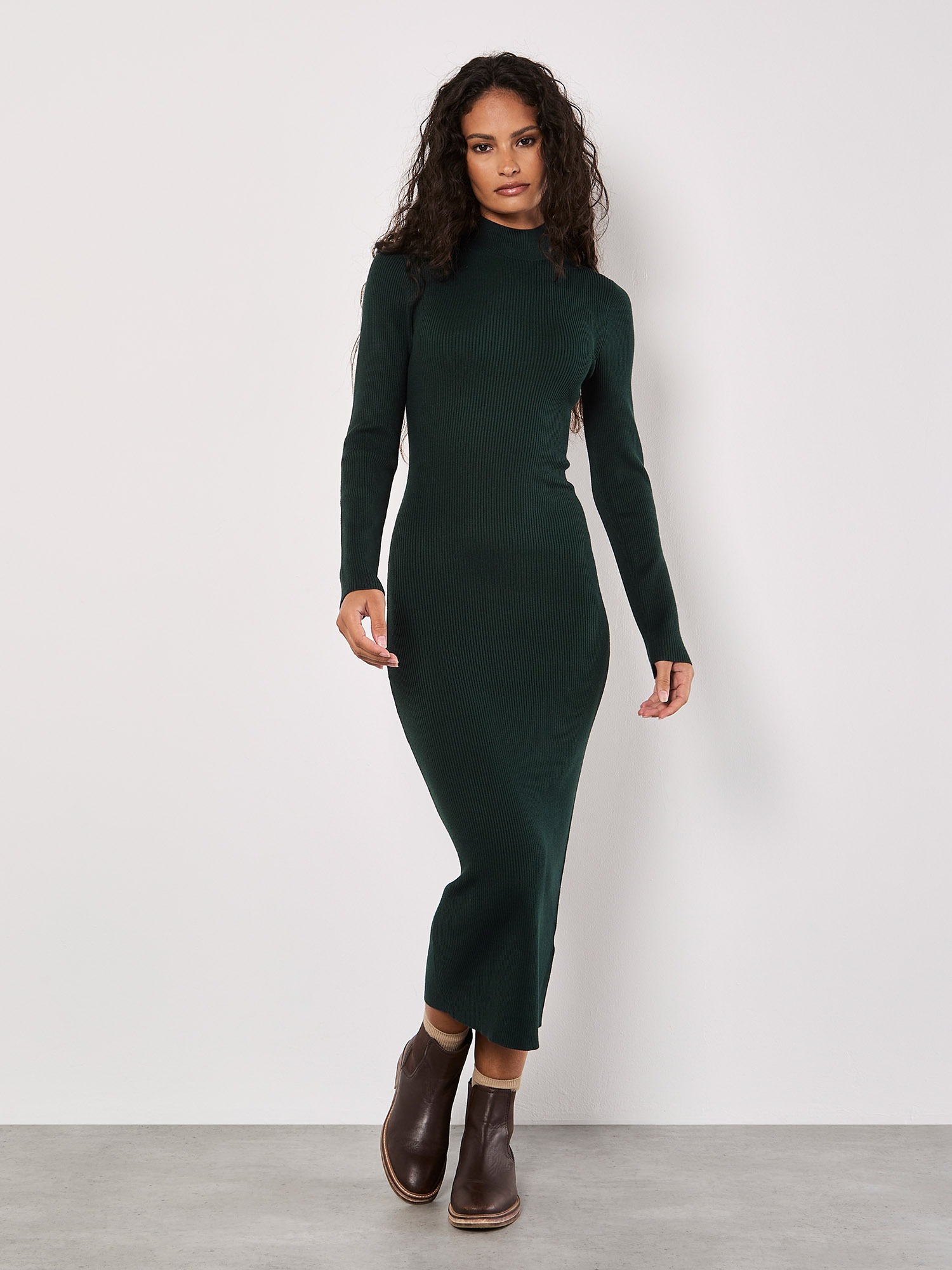 Apricot Strickkleid »Midikleid aus Rippenstrick« mit hochgeschlossenem Ausschnitt
