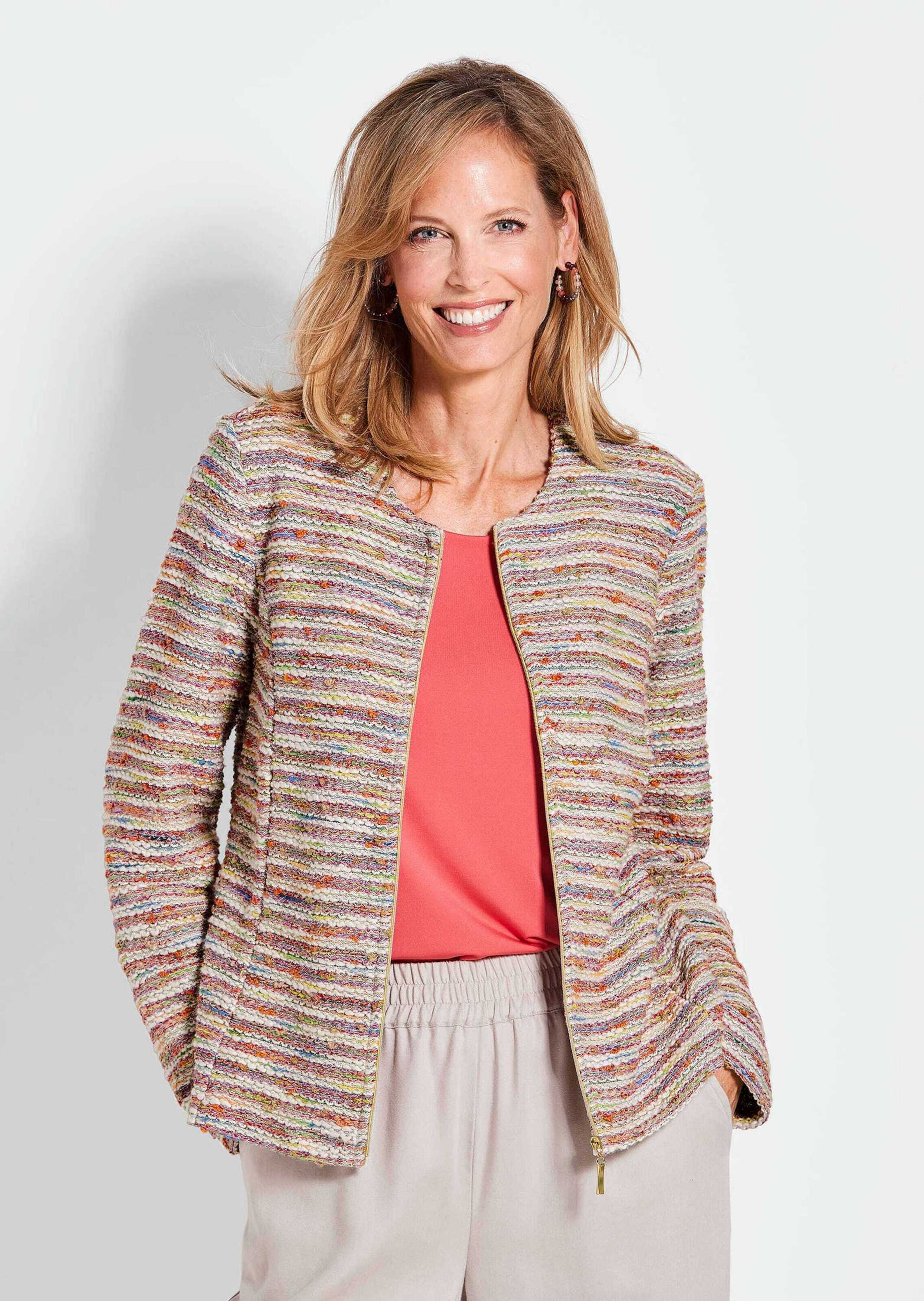 GOLDNER Kurzjacke »Kurzgröße Elegante Bouclé-Jacke mit Multicolor-Design«