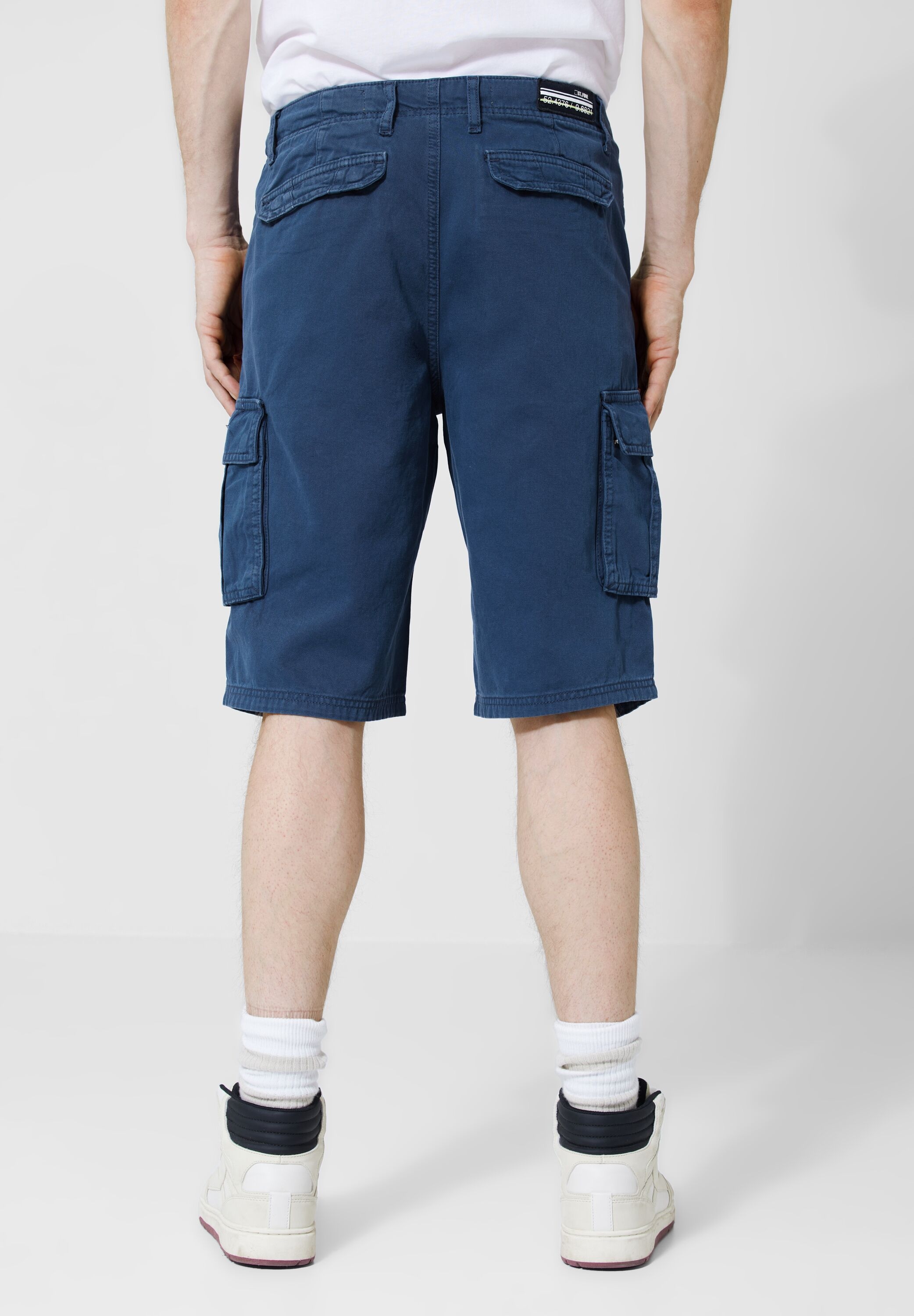 STREET ONE MEN Cargobermudas, mit Cargo Taschen