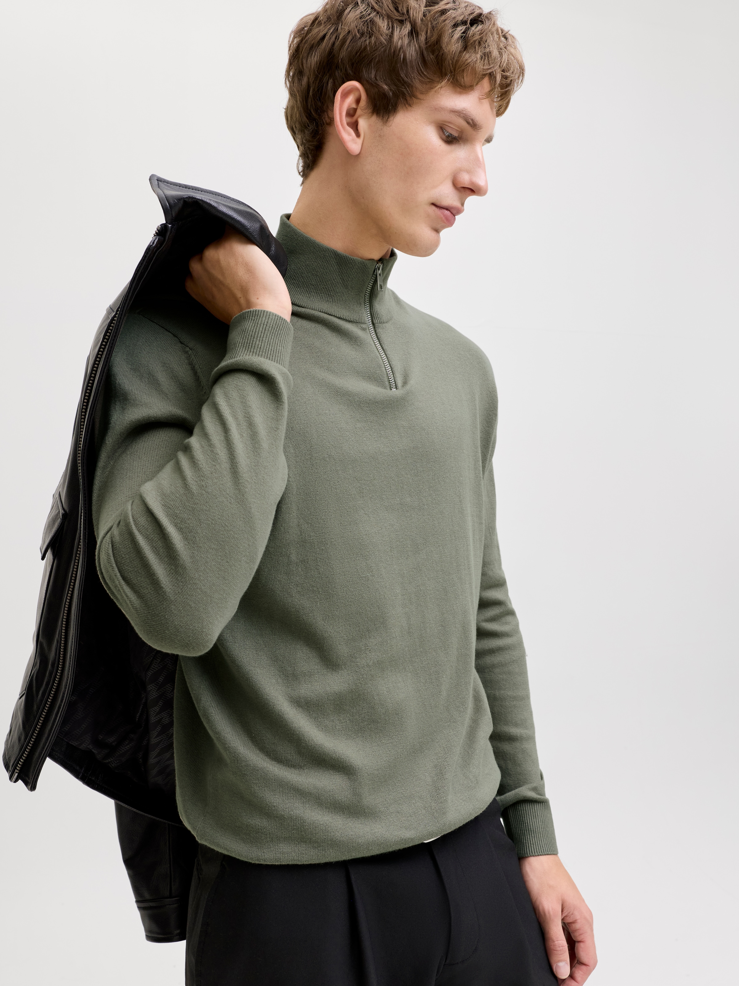 Jack & Jones Troyer "JJEEMIL KNIT HALF ZIP NOOS" mit Rippbündchen günstig online kaufen