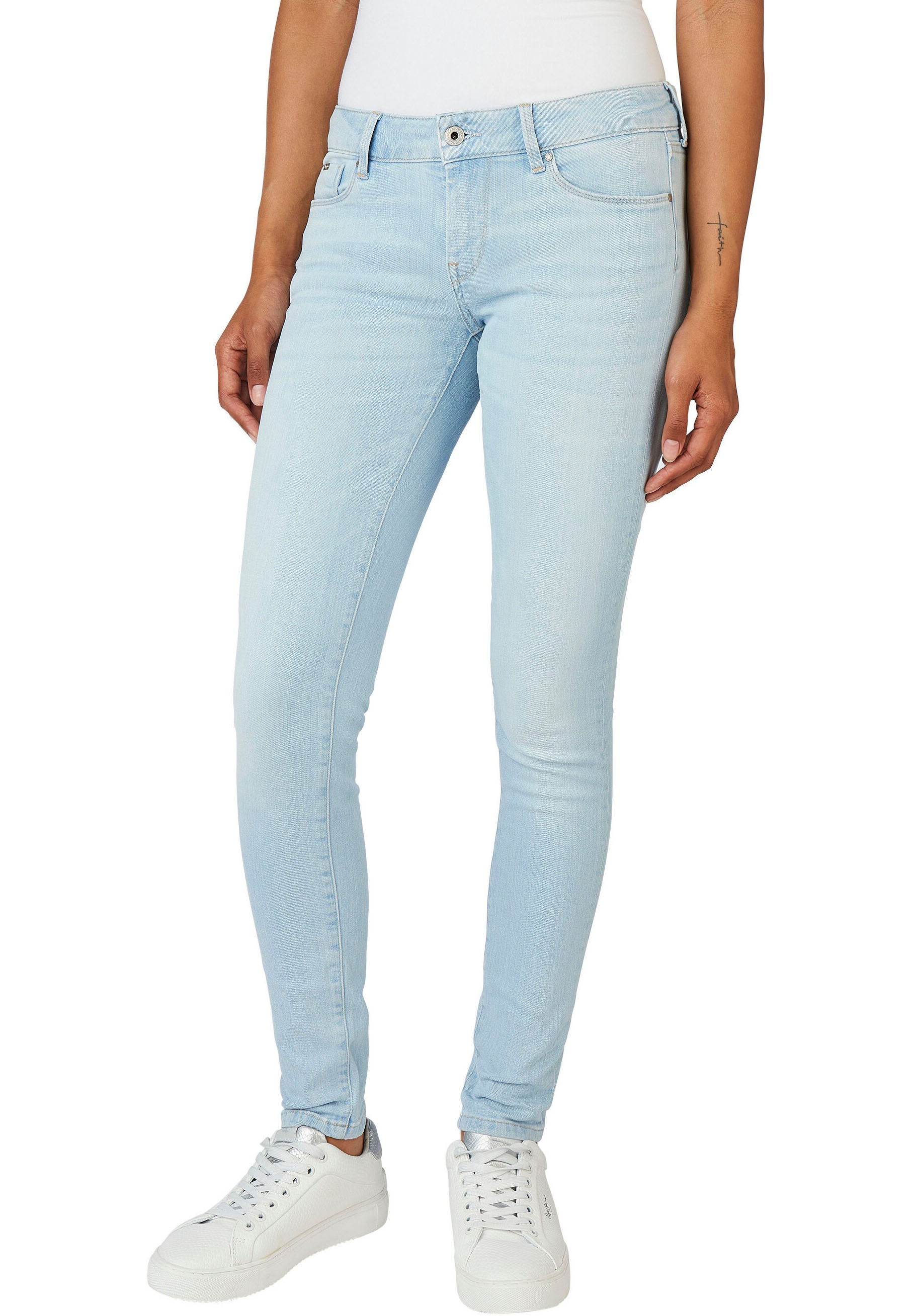 Pepe Jeans Skinny-fit-Jeans »SOHO«, im mit | Stretch-Anteil 1-Knopf Bund 5-Pocket-Stil bestellen BAUR und