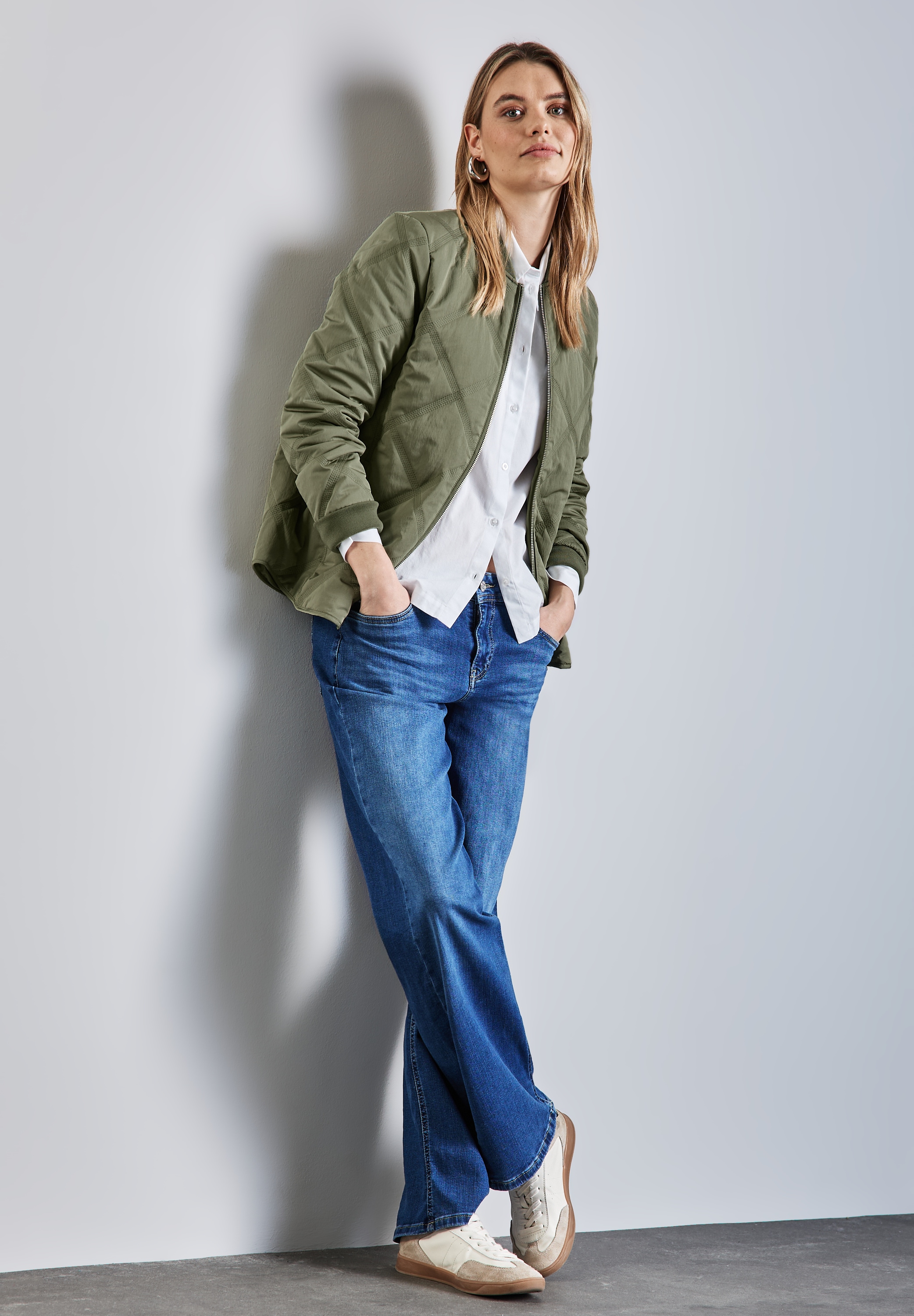 STREET ONE Blouson, mit Diamantsteppung