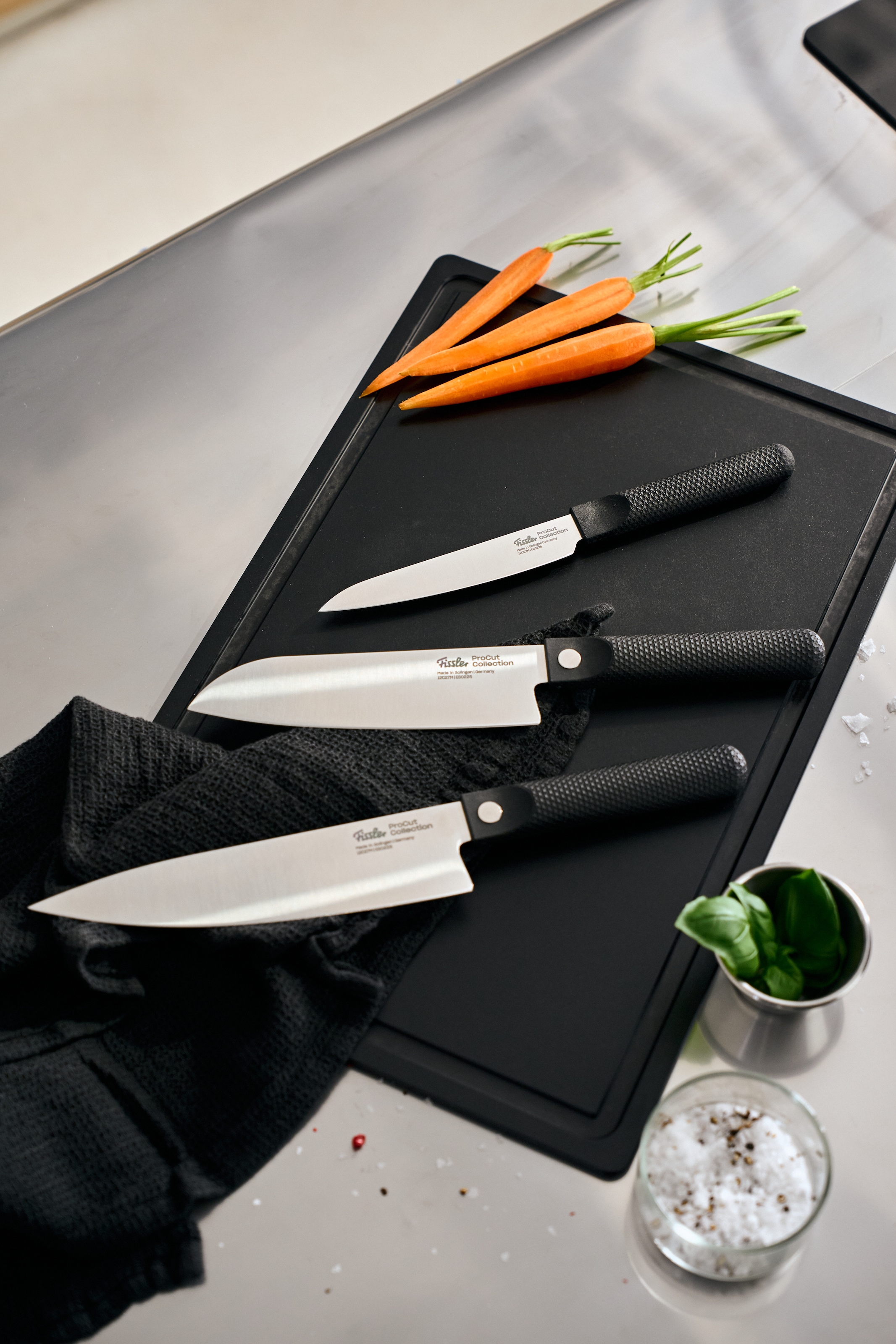 Fissler Messer-Set »ProcCut Collection«, (Set, 3 tlg., 3-teilig-Universalmesser-Santokumesser-Kochmesser), Made in Germany, handgeschliffen, 12C27M Spezialmesserstahl