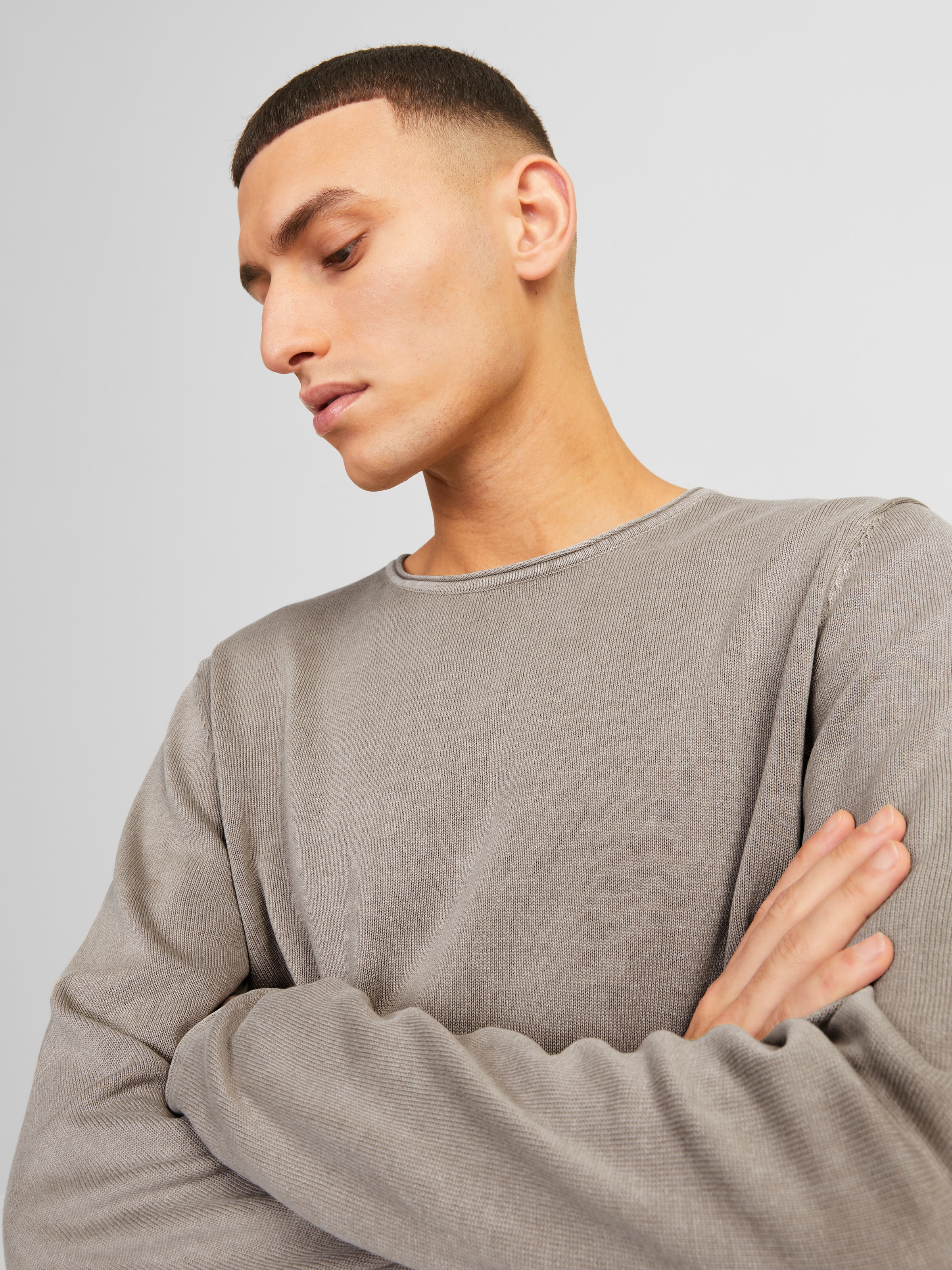 Jack & Jones Rundhalspullover »JJELEO aus pflegeleichter Baumwollqualität« unifarben, modisch, schmal, Baumwolle, Rundhals
