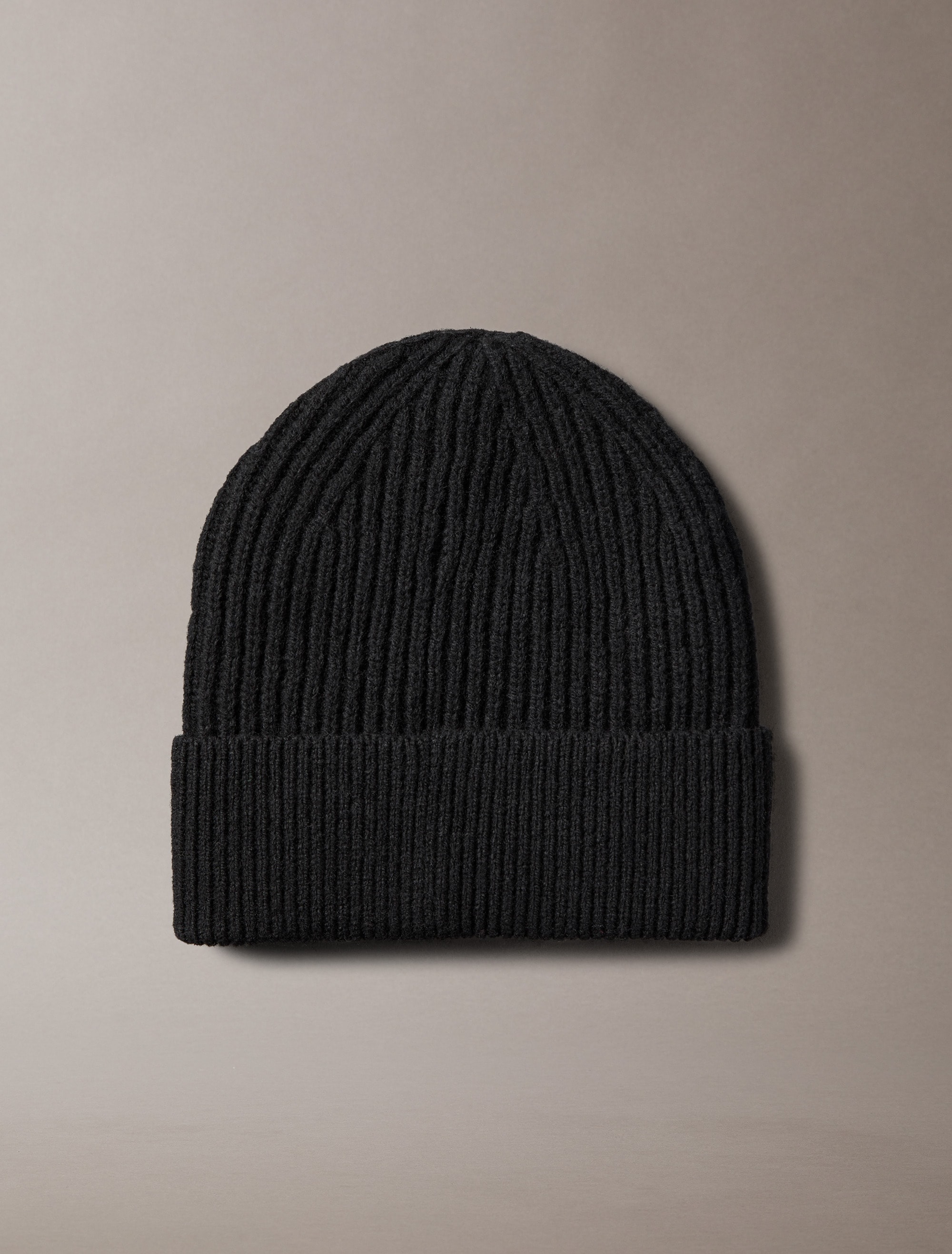 Calvin Klein Strickmütze »CK METAL WOOL BEANIE«, Perfekt für den Alltag