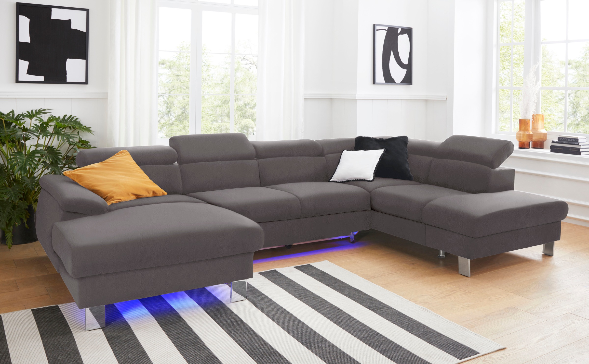COTTA Wohnlandschaft "Komaris U-Form, B: 320 cm" mit Kopfteilverstellung, optional Schlaffunktion, Bettkasten & Licht