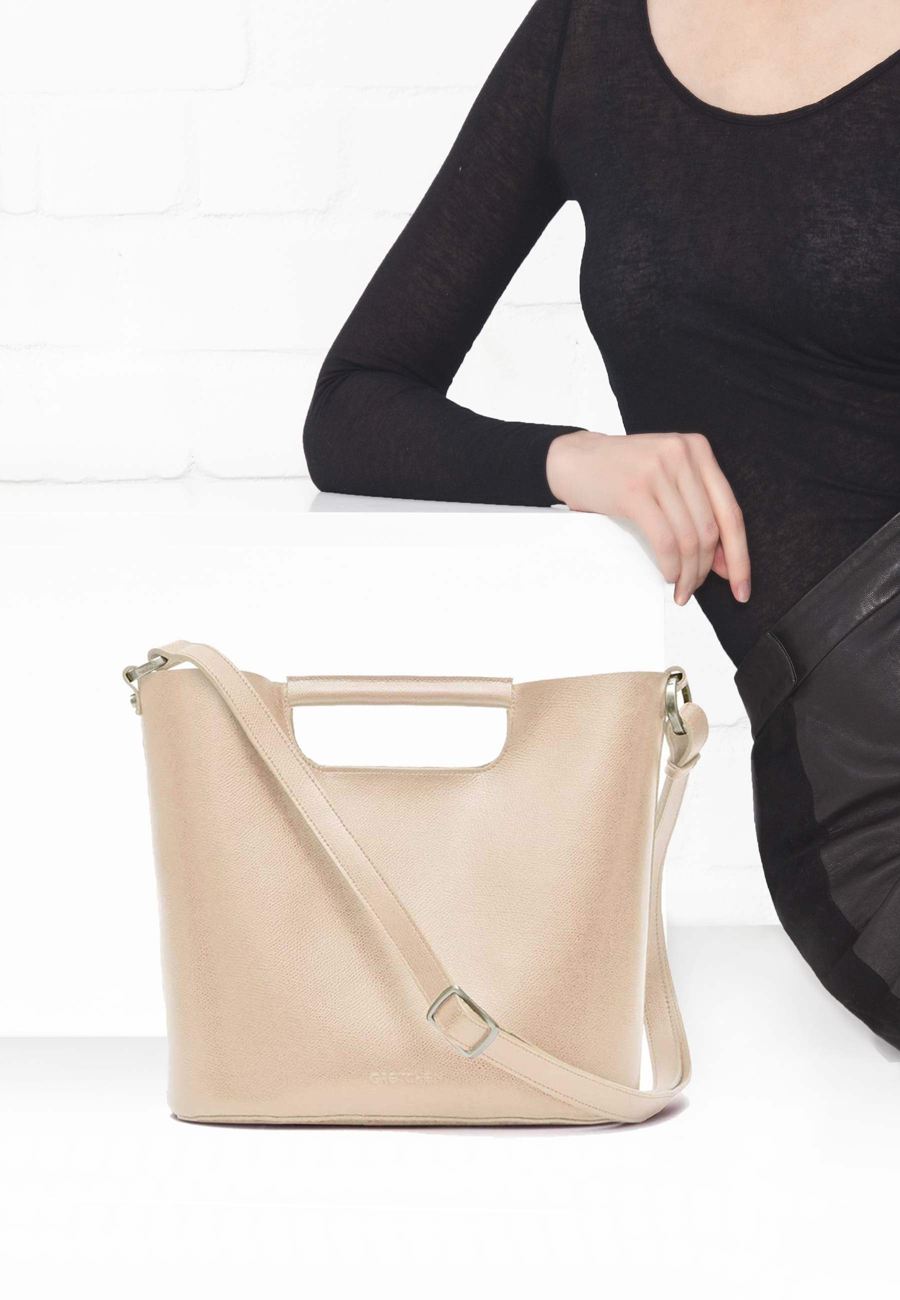 GRETCHEN Schultertasche »Crocus Shoulderbag«, aus italienischem Rindsleder