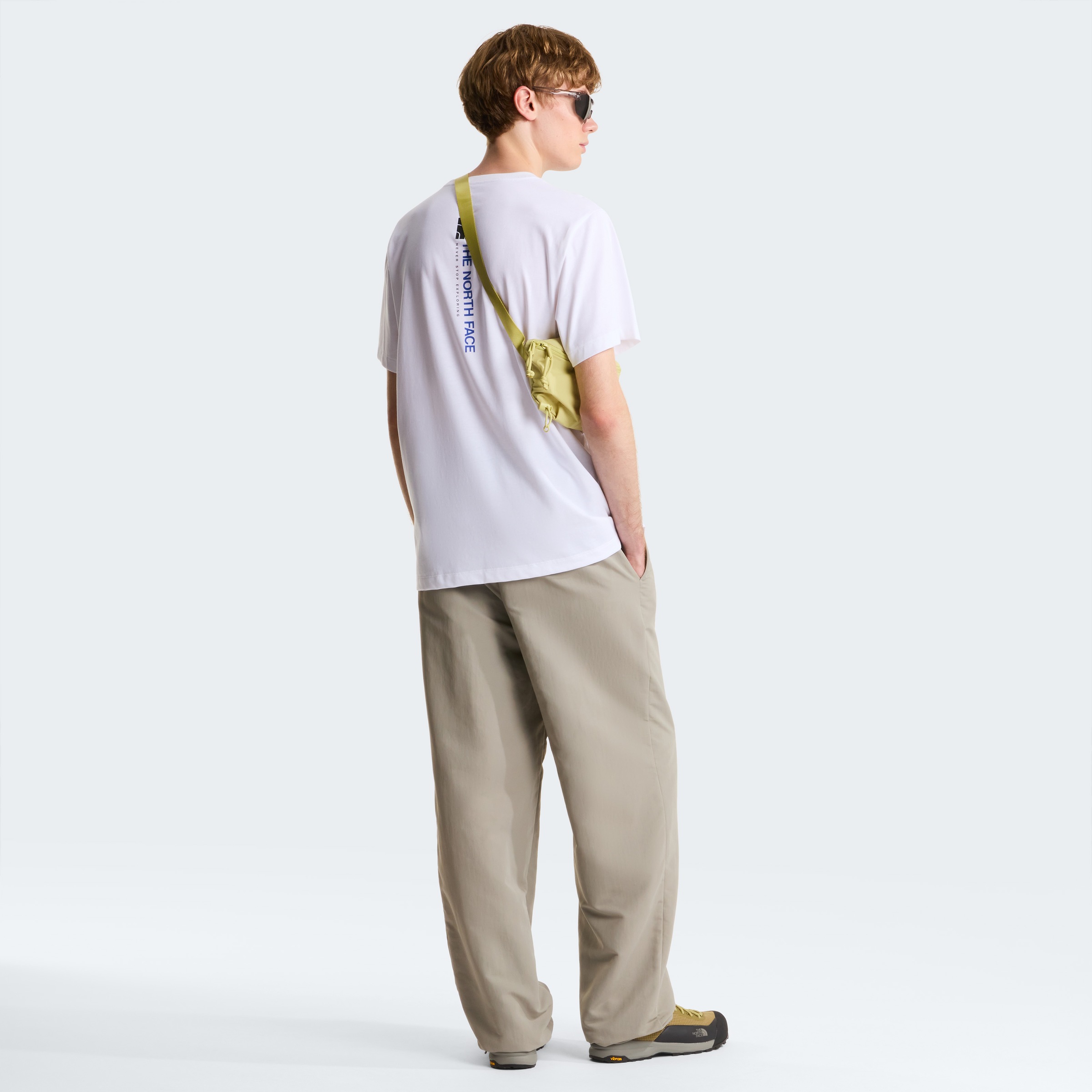 The North Face T-Shirt »M VERTICAL REGULAR SHORT SLEEVE TEE-GRAPHIC« 1 tlg. für Sportmode und Outdoormode, modernes Design