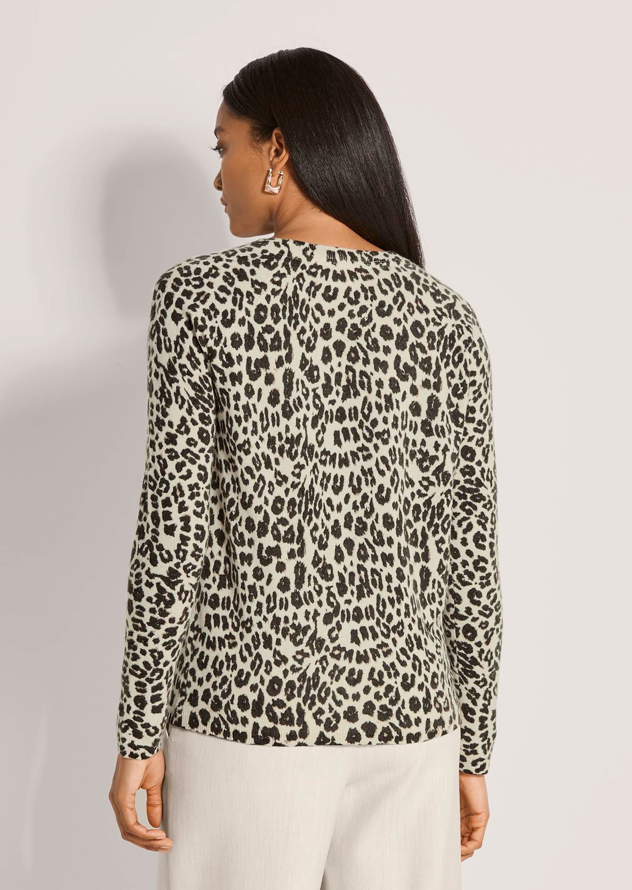 MADELEINE Longpullover »Pullover Kaschmirpullover mit Leopardenmuster«